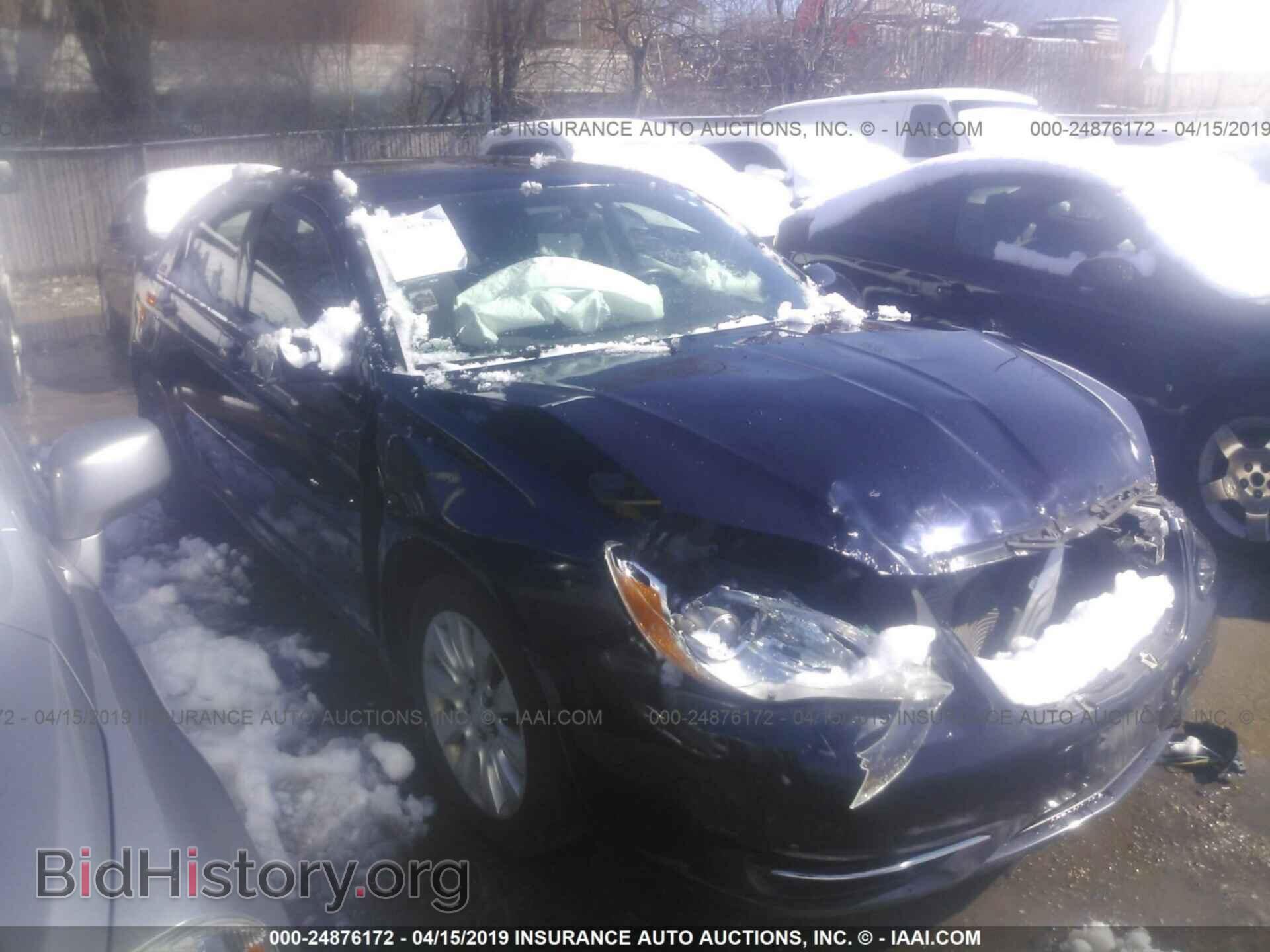 Photo 1C3BC4FB8BN558446 - CHRYSLER 200 2011