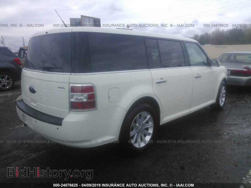 2011 Ford FLEX (VIN 2FMGK5CC6BBD17712) — фото 4 из 10