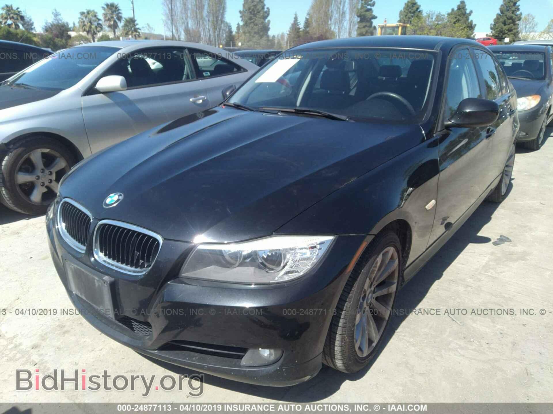 2011 BMW 328 - VIN: WBAPH5C55BA444013 - Фото 2