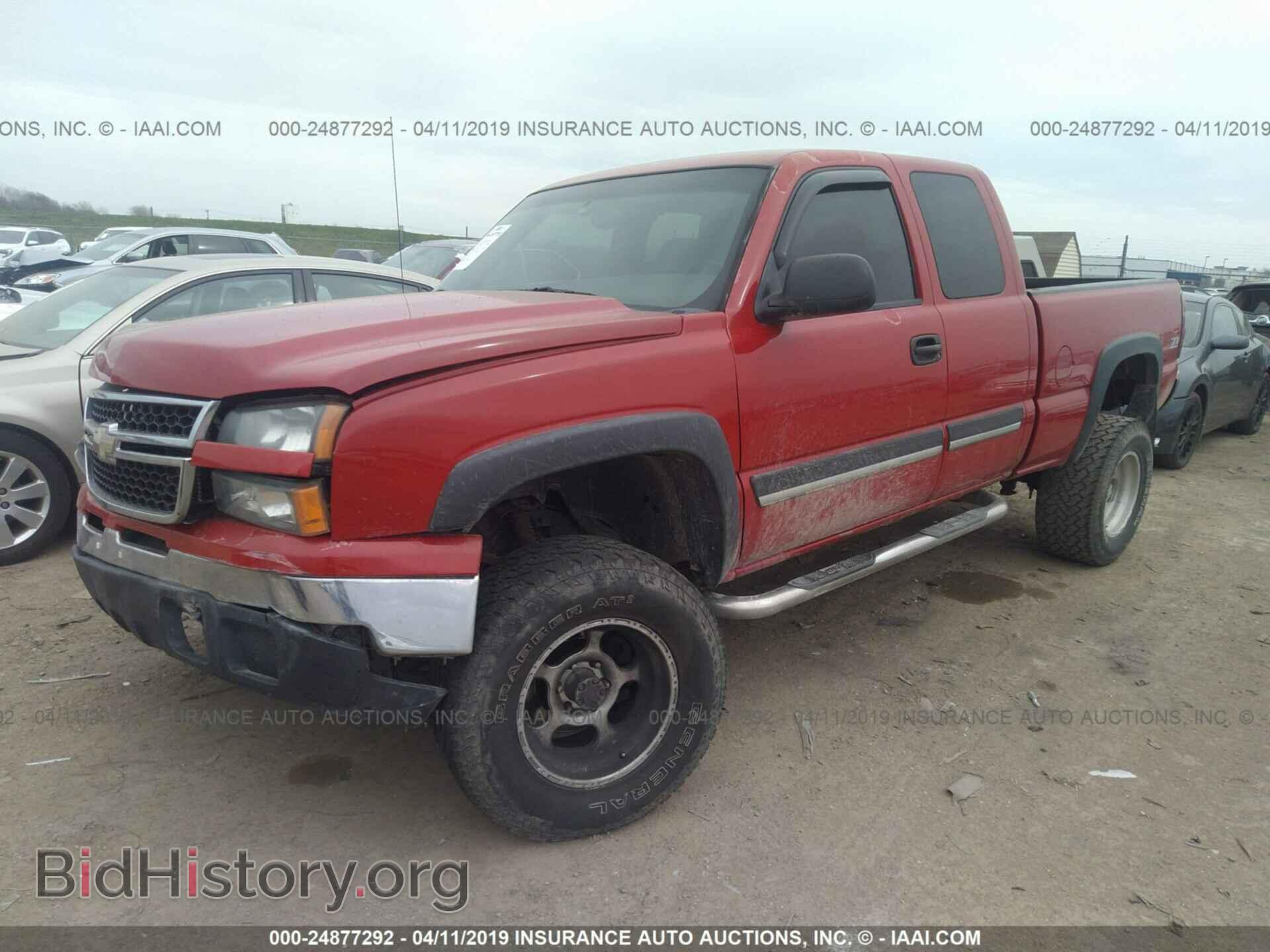 2006 CHEVROLET SILVERADO - VIN: 2GCEK19B561109013 - Фото 2