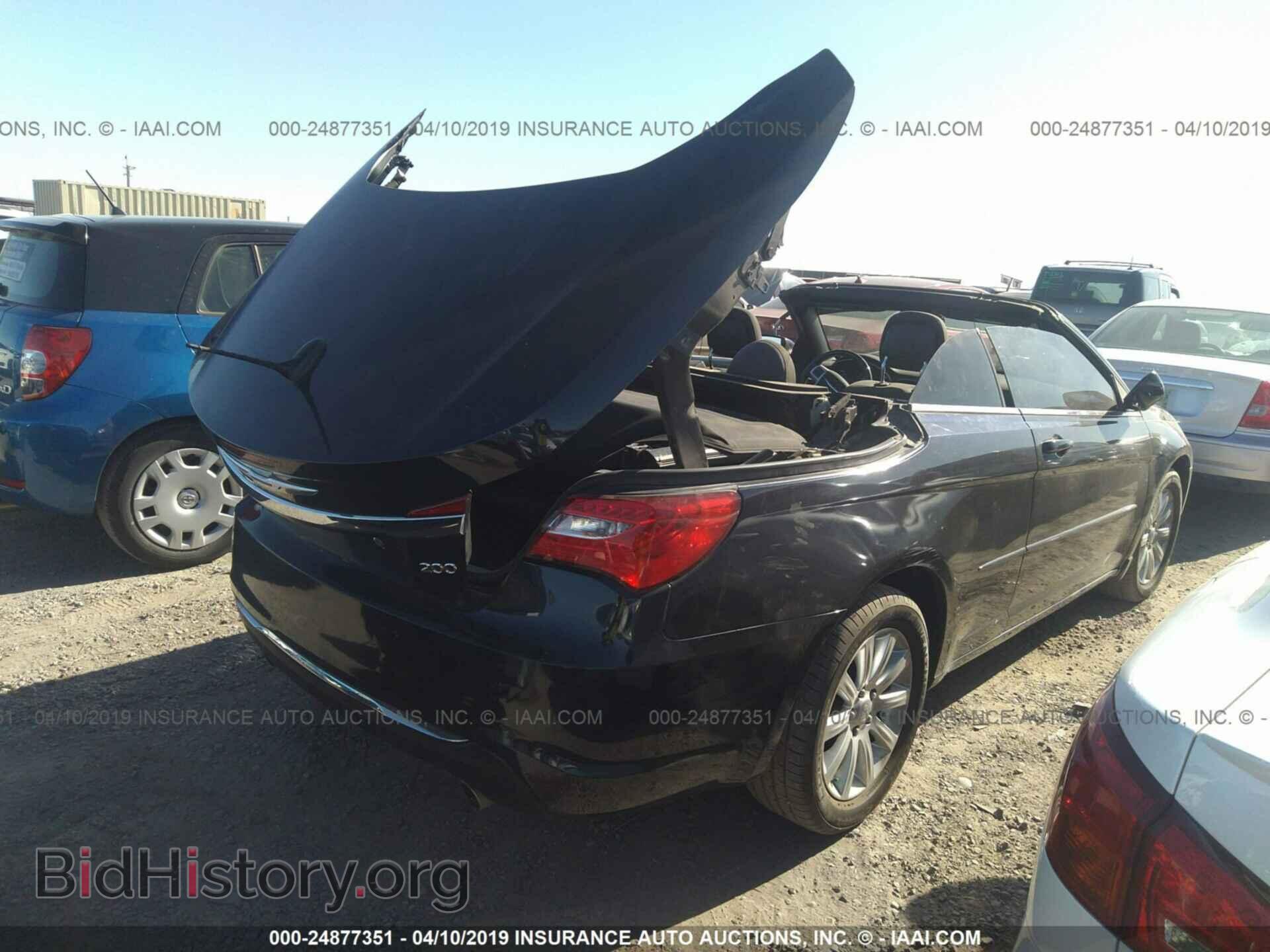 2011 CHRYSLER 200 - VIN: 1C3BC2EG9BN537672 - Фото 4