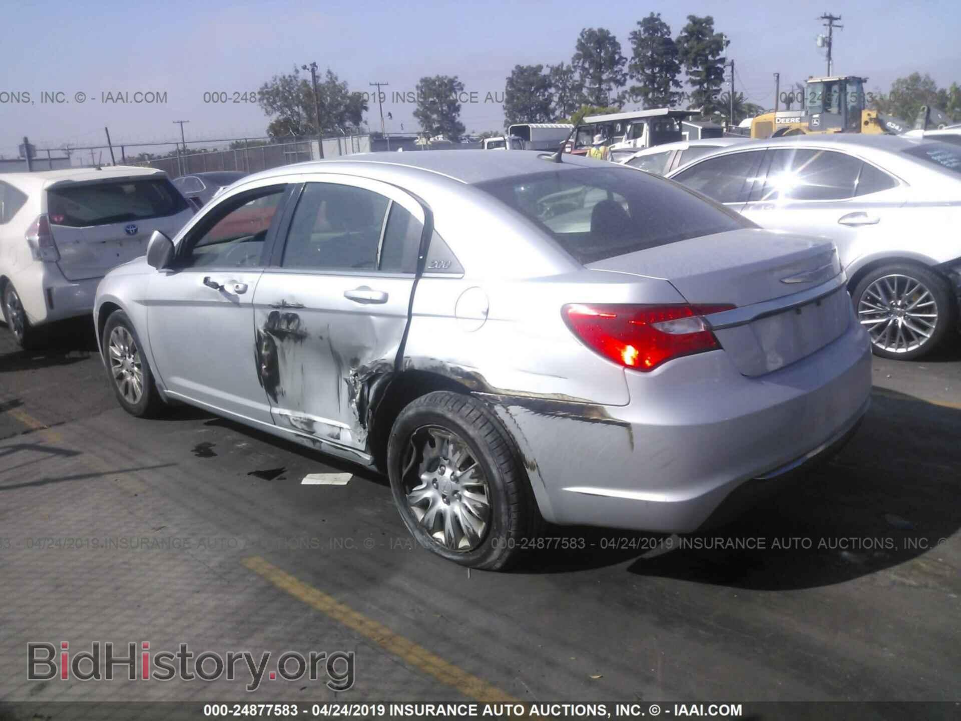 2012 CHRYSLER 200 - VIN: 1C3CCBAB0CN272169 - Фото 3