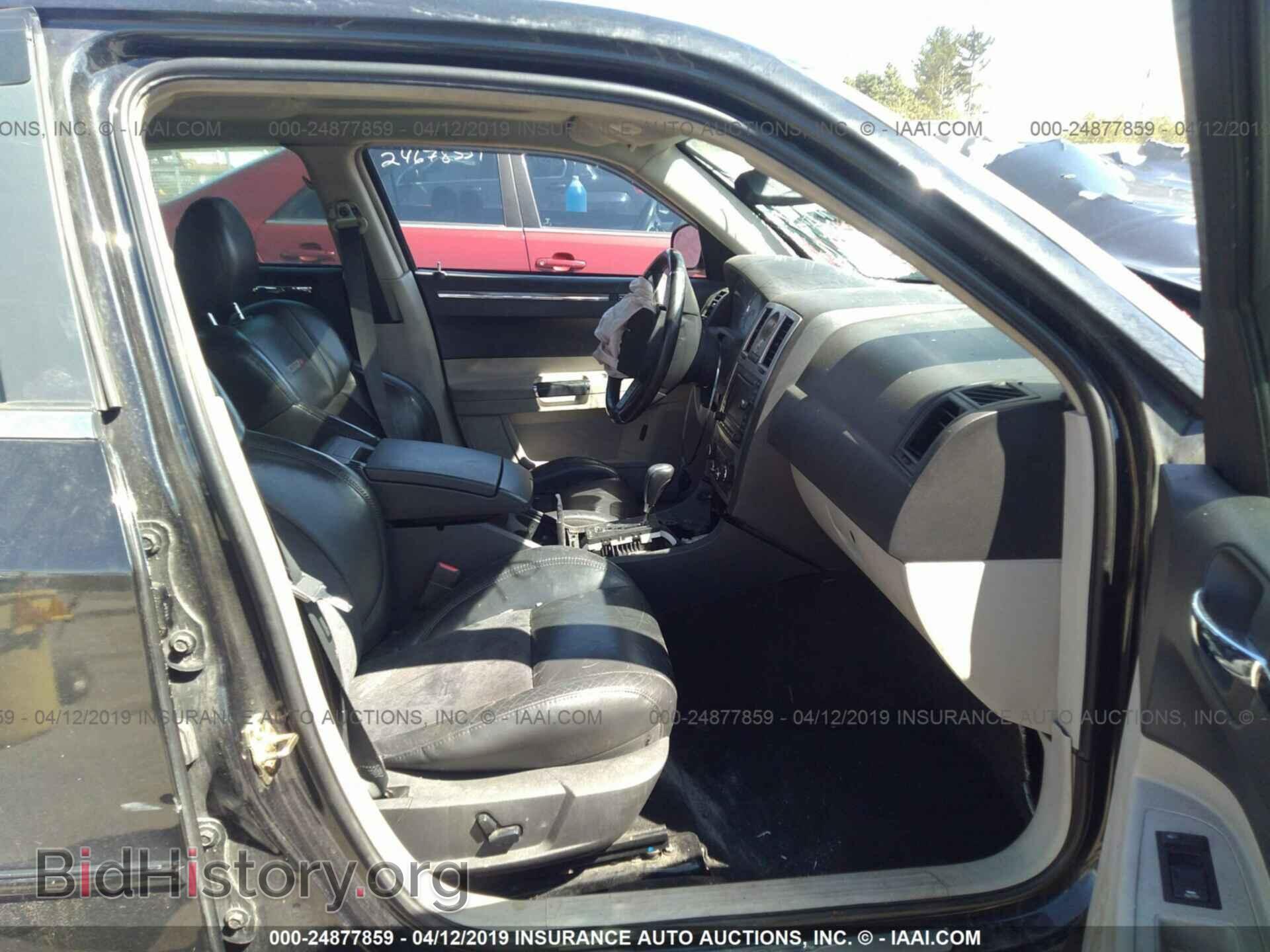 2006 CHRYSLER 300C - VIN: 2C3LA73W96H253300 - Фото 5