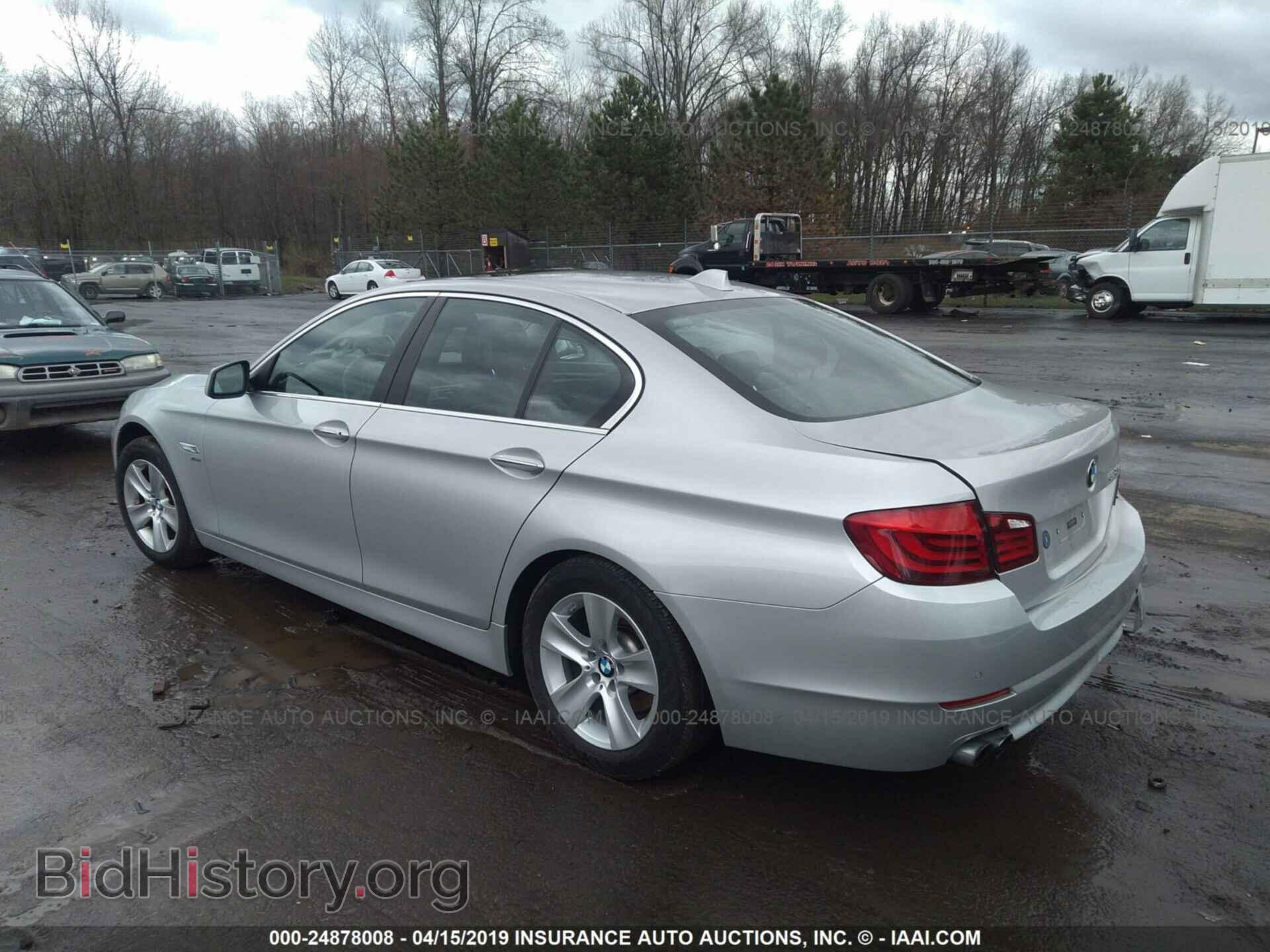 2012 BMW 528 - VIN: WBAXH5C52CDW03411 - Фото 3