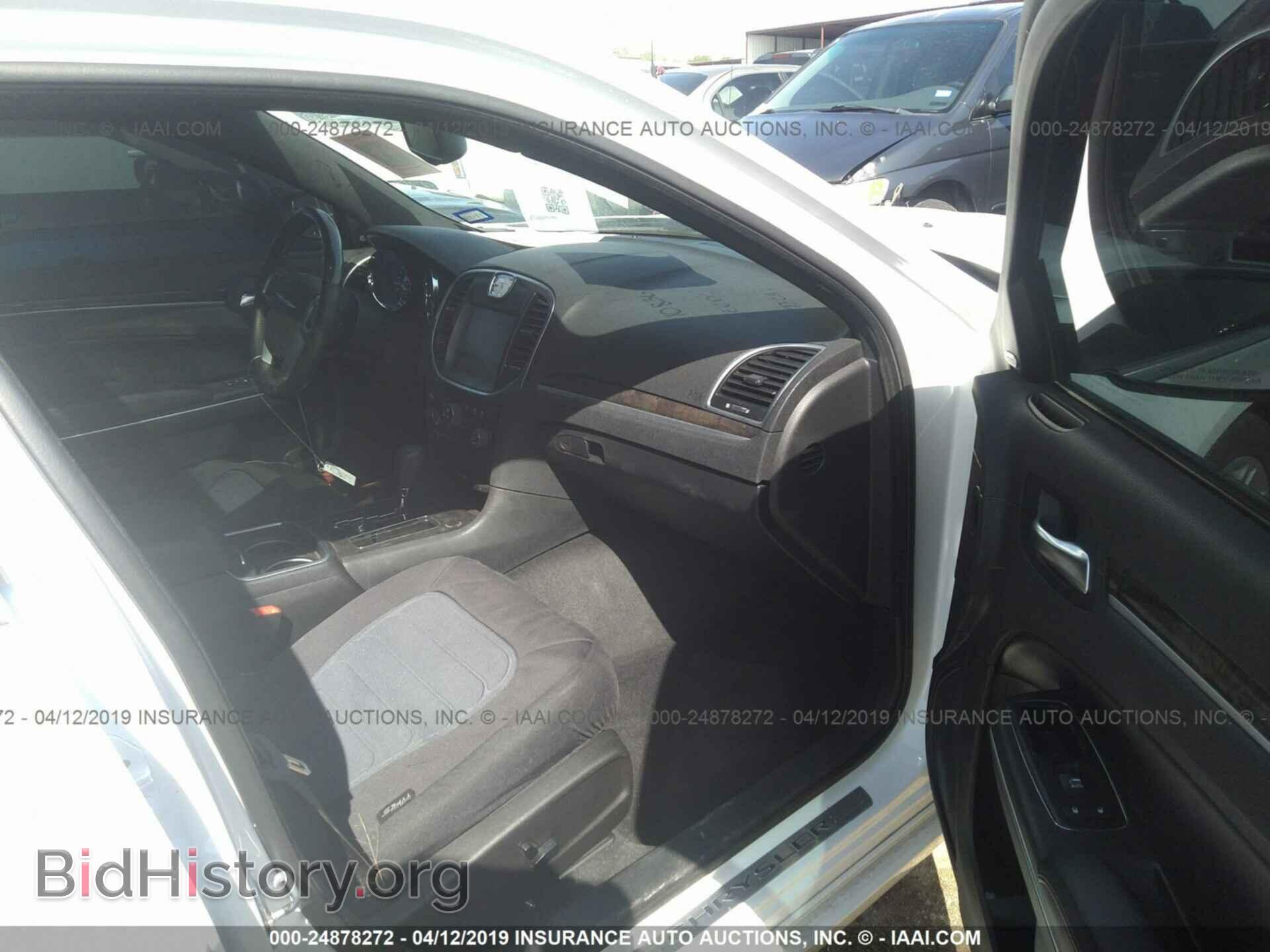 2011 CHRYSLER 300C - VIN: 2C3CA6CT6BH585494 - Фото 5