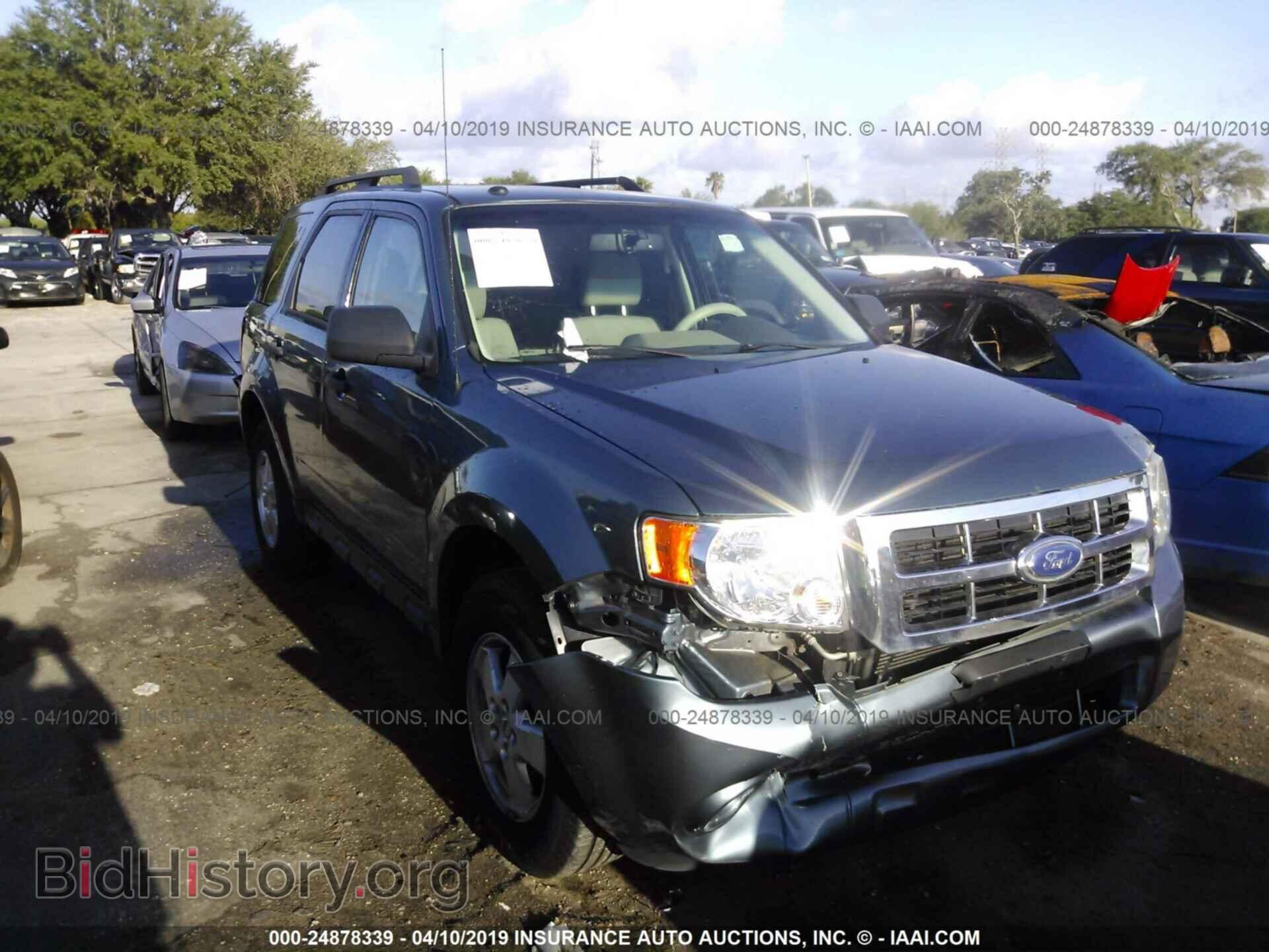 Photo 1FMCU0D77BKC25687 - FORD ESCAPE 2011
