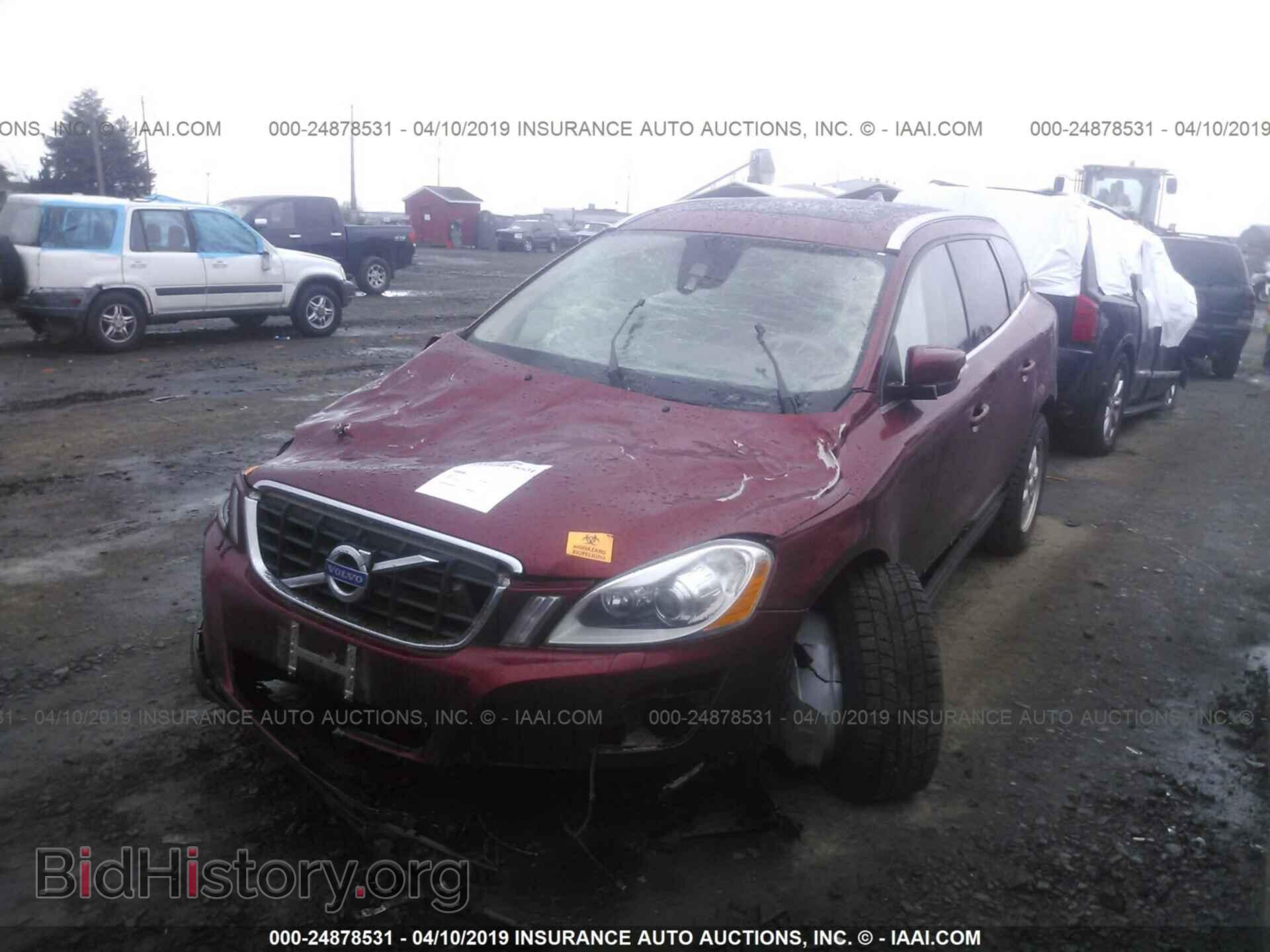 2013 Volvo XC60 - VIN: YV4940DZ8D2443797 - Фото 2
