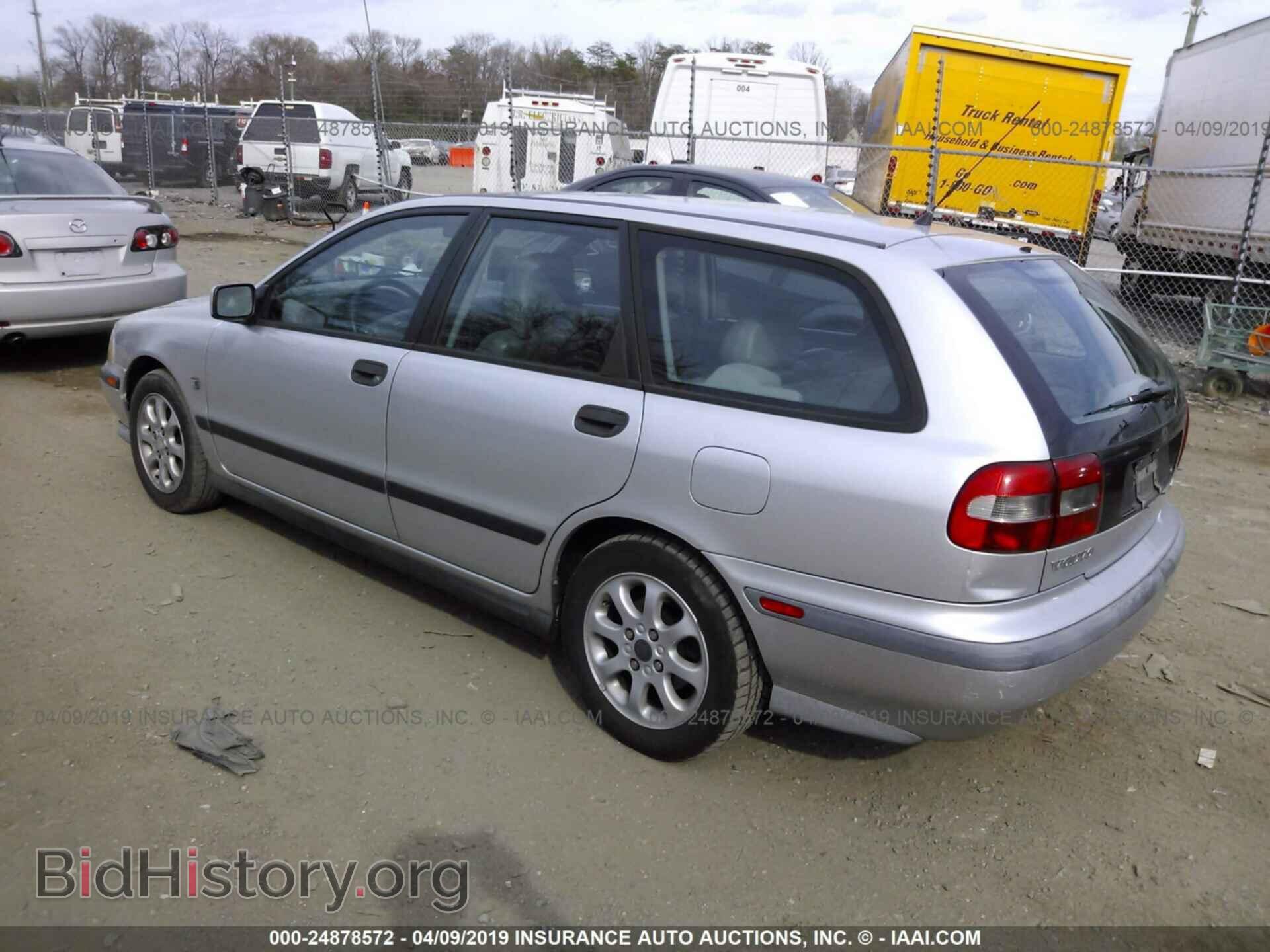 2000 VOLVO V40 - VIN: YV1VW2551YF580589 - Фото 3