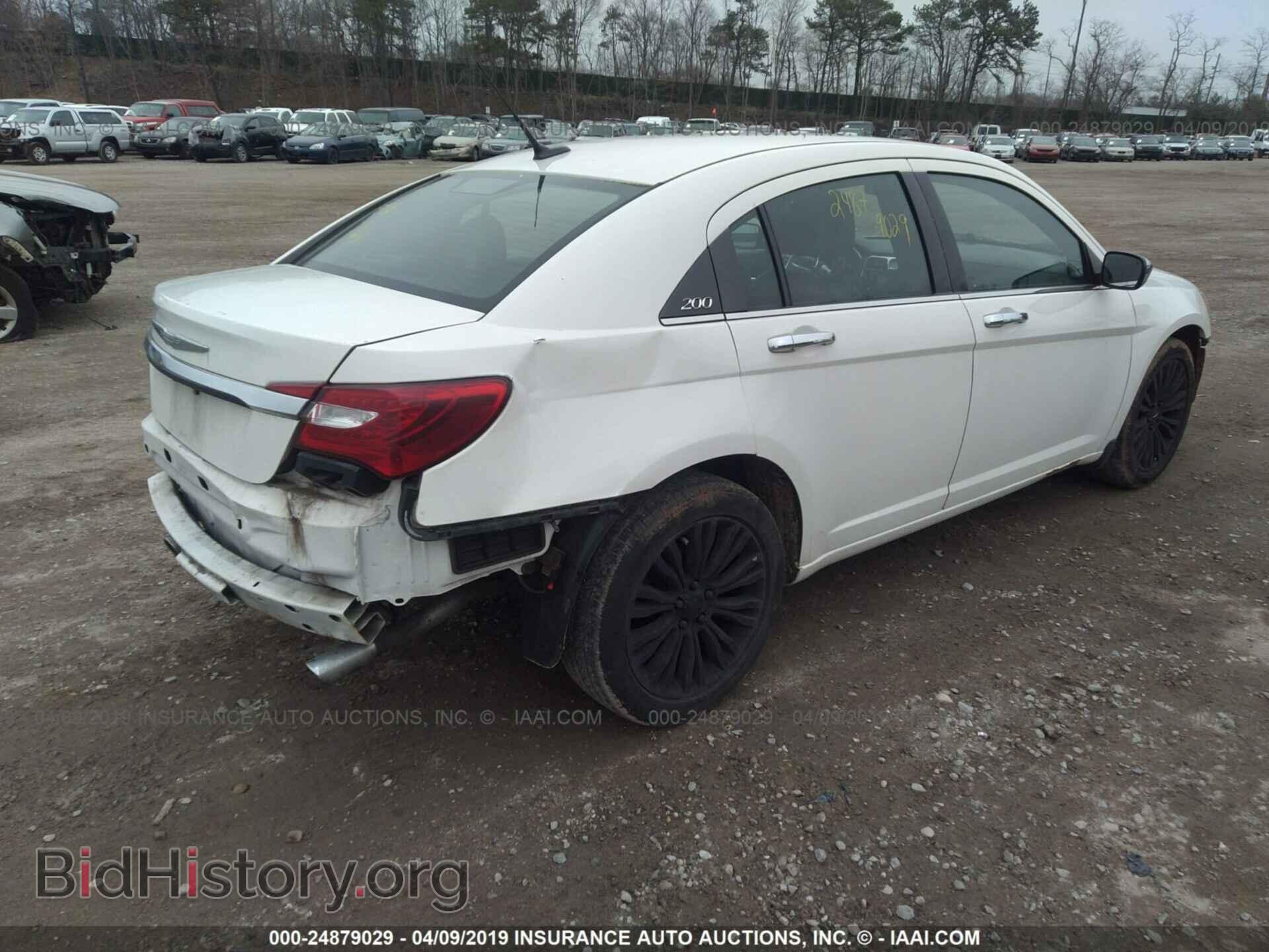 2011 CHRYSLER 200 - VIN: 1C3BC2FG9BN503083 - Фото 4