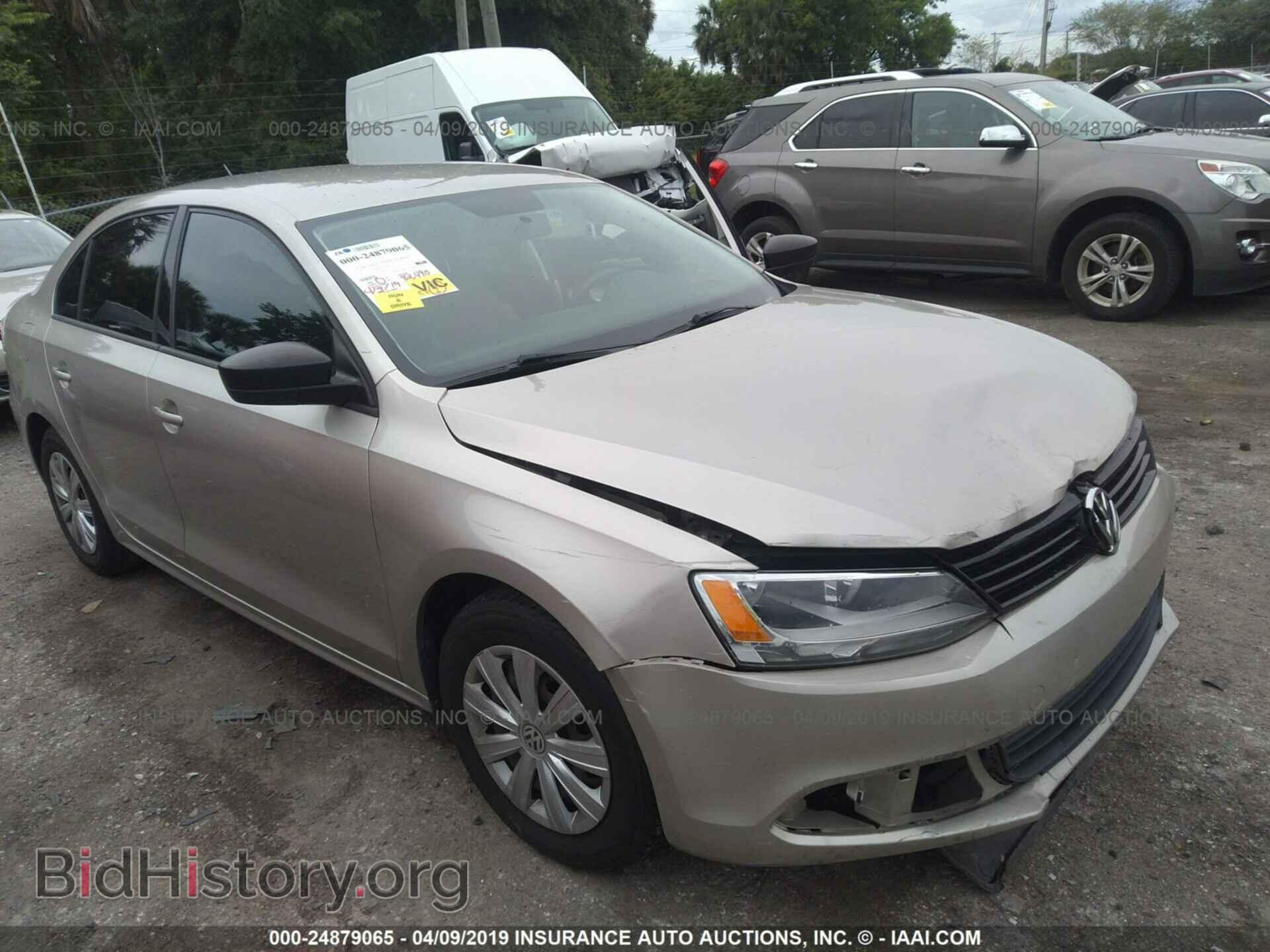 Фотография 3VW1K7AJ6EM259611 - VOLKSWAGEN JETTA 2014