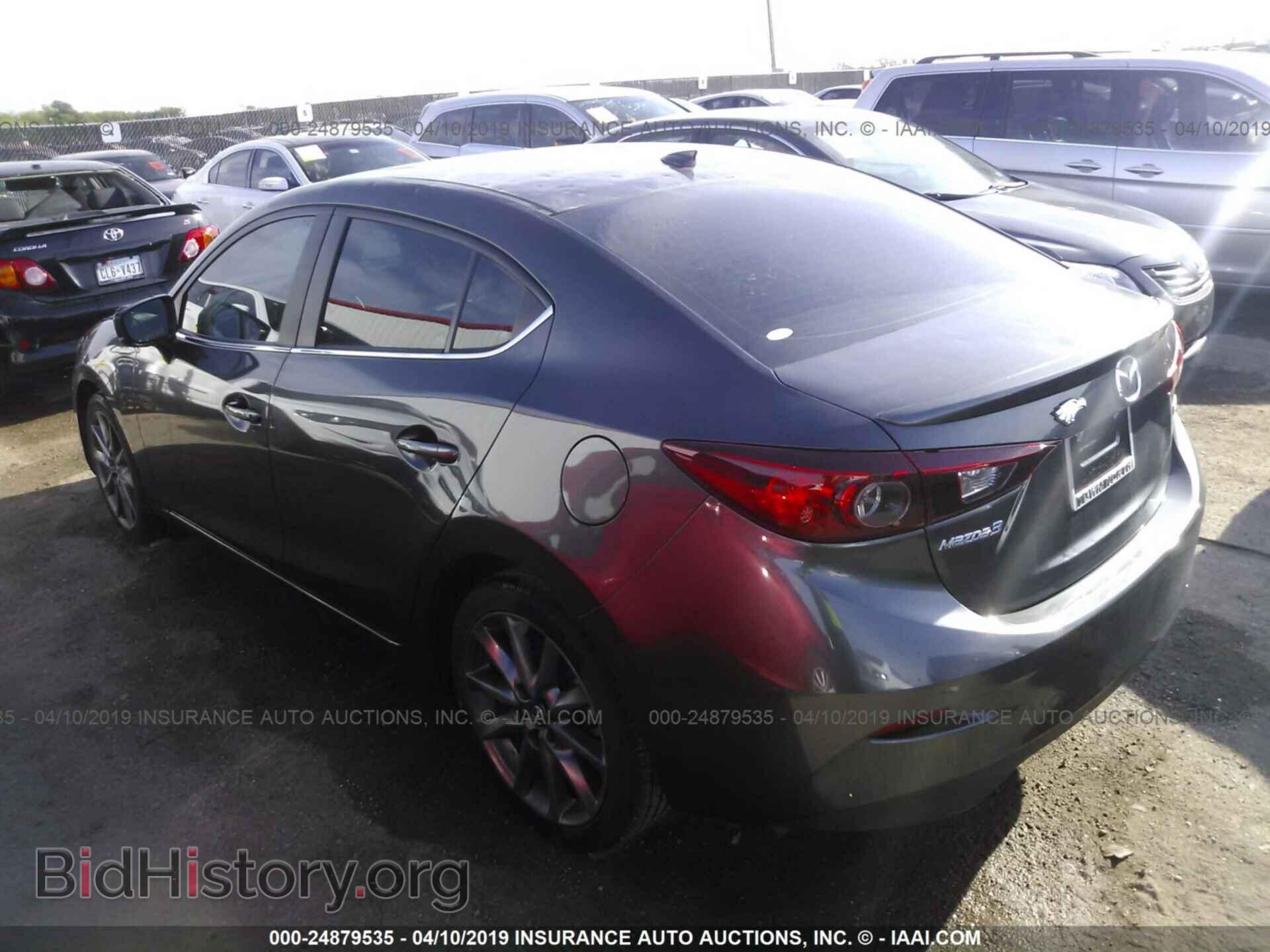 2018 MAZDA 3 - VIN: 3MZBN1V3XJM186175 - Фото 3