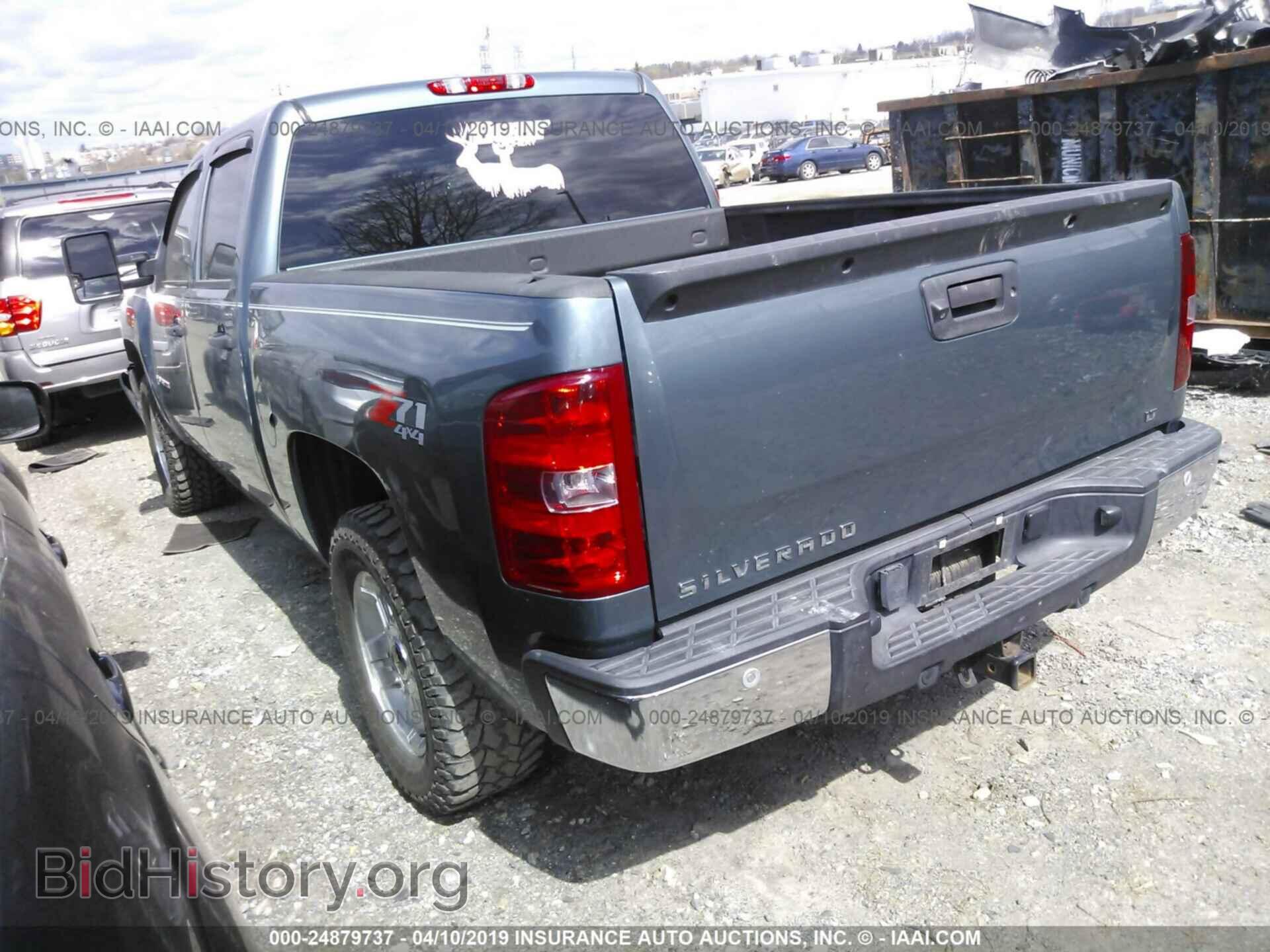 2011 CHEVROLET SILVERADO - VIN: 3GCPKSE34BG199219 - Фото 3