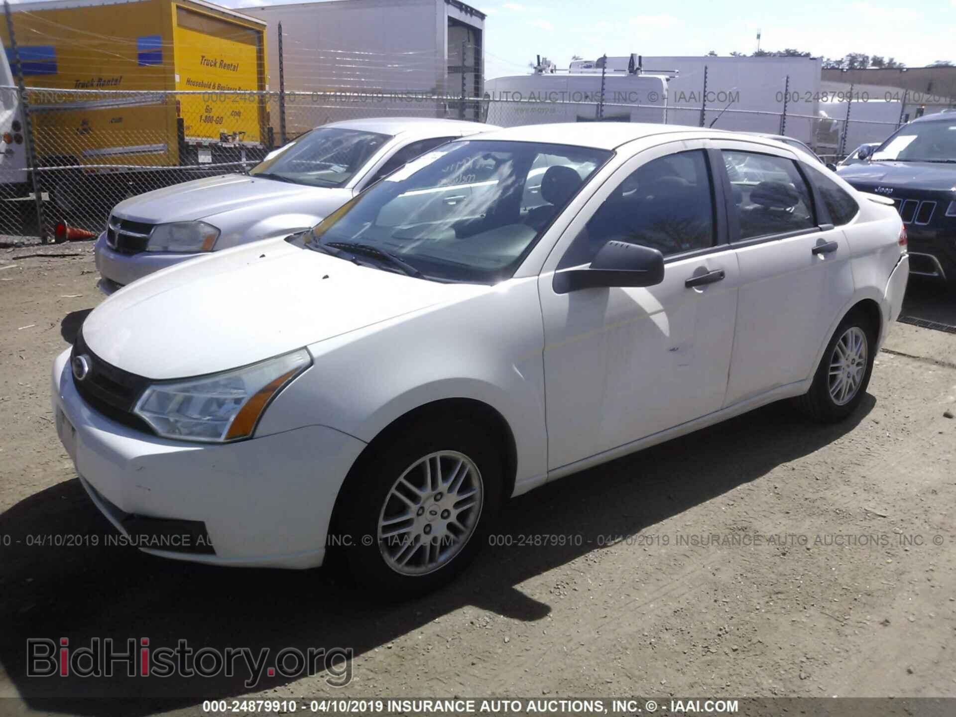2010 FORD FOCUS - VIN: 1FAHP3FN0AW273334 - Фото 2