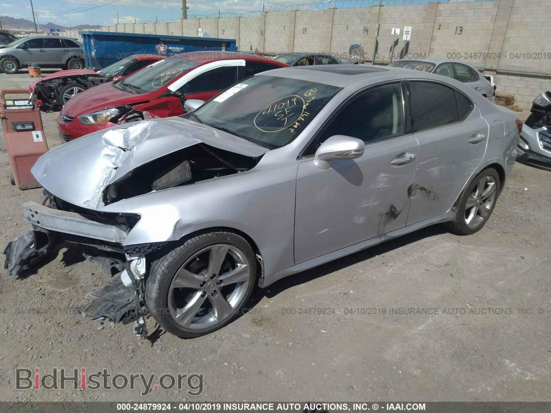 2011 LEXUS IS - VIN: JTHBF5C28B5149715 - Фото 2