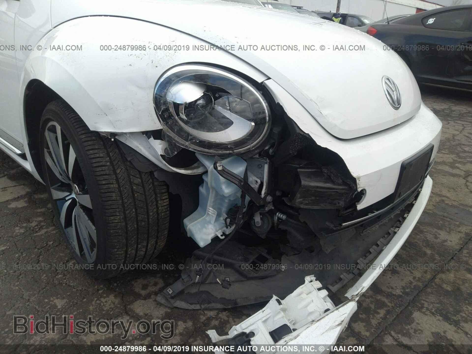 2013 VOLKSWAGEN BEETLE - VIN: 3VWVA7AT1DM662190 - Фото 6