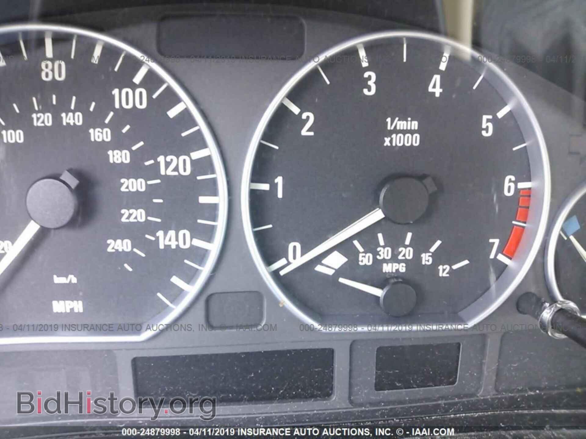 2002 BMW 330 - VIN: WBAEV53422KM19359 - Фото 7