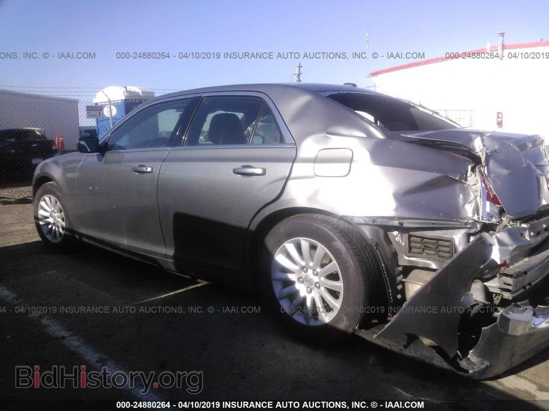 2012 CHRYSLER 300 - VIN: 2C3CCAAG7CH278579 - Фото 3