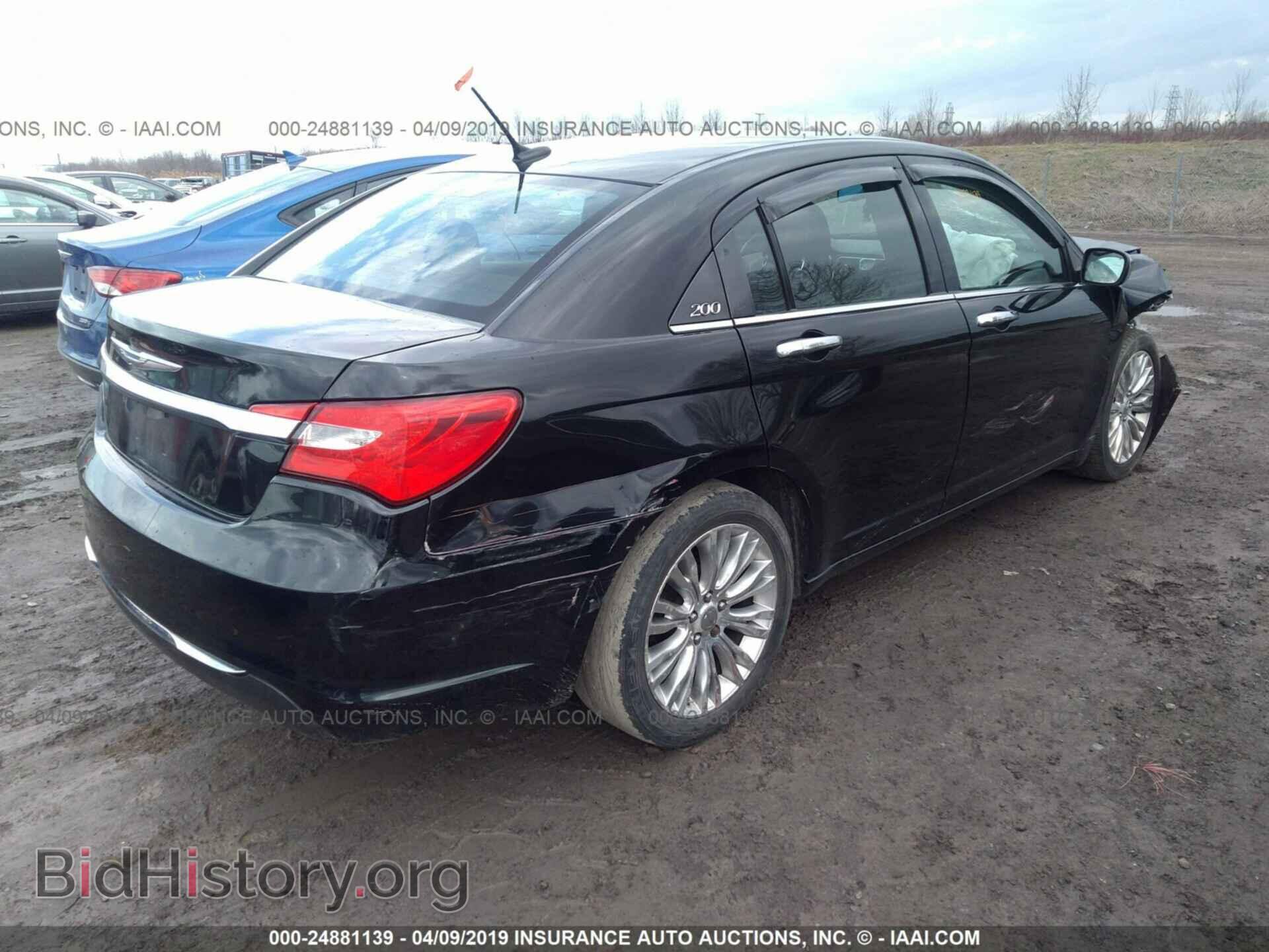 2011 CHRYSLER 200 - VIN: 1C3BC2FG3BN607620 - Фото 4