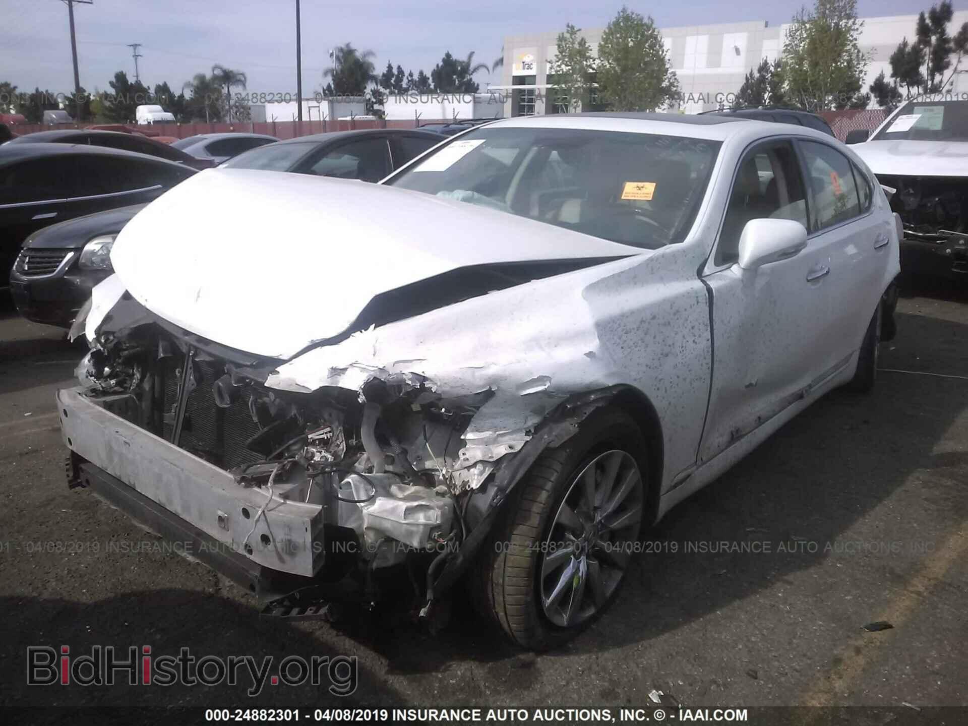 2010 LEXUS LS - VIN: JTHBL1EF9A5096815 - Фото 2