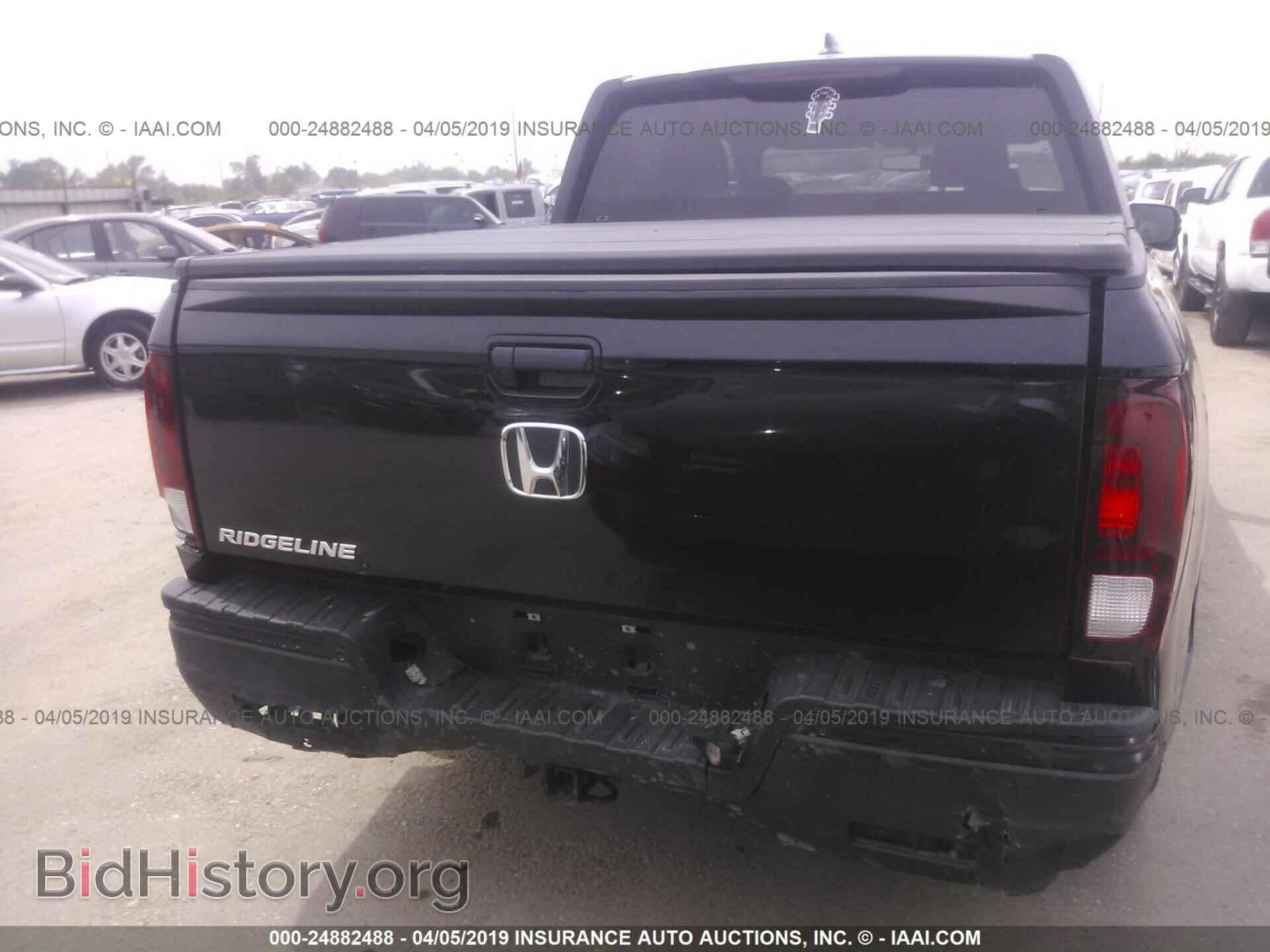 2017 Honda Ridgeline - VIN: 5FPYK2F68HB006010 - Photo 6