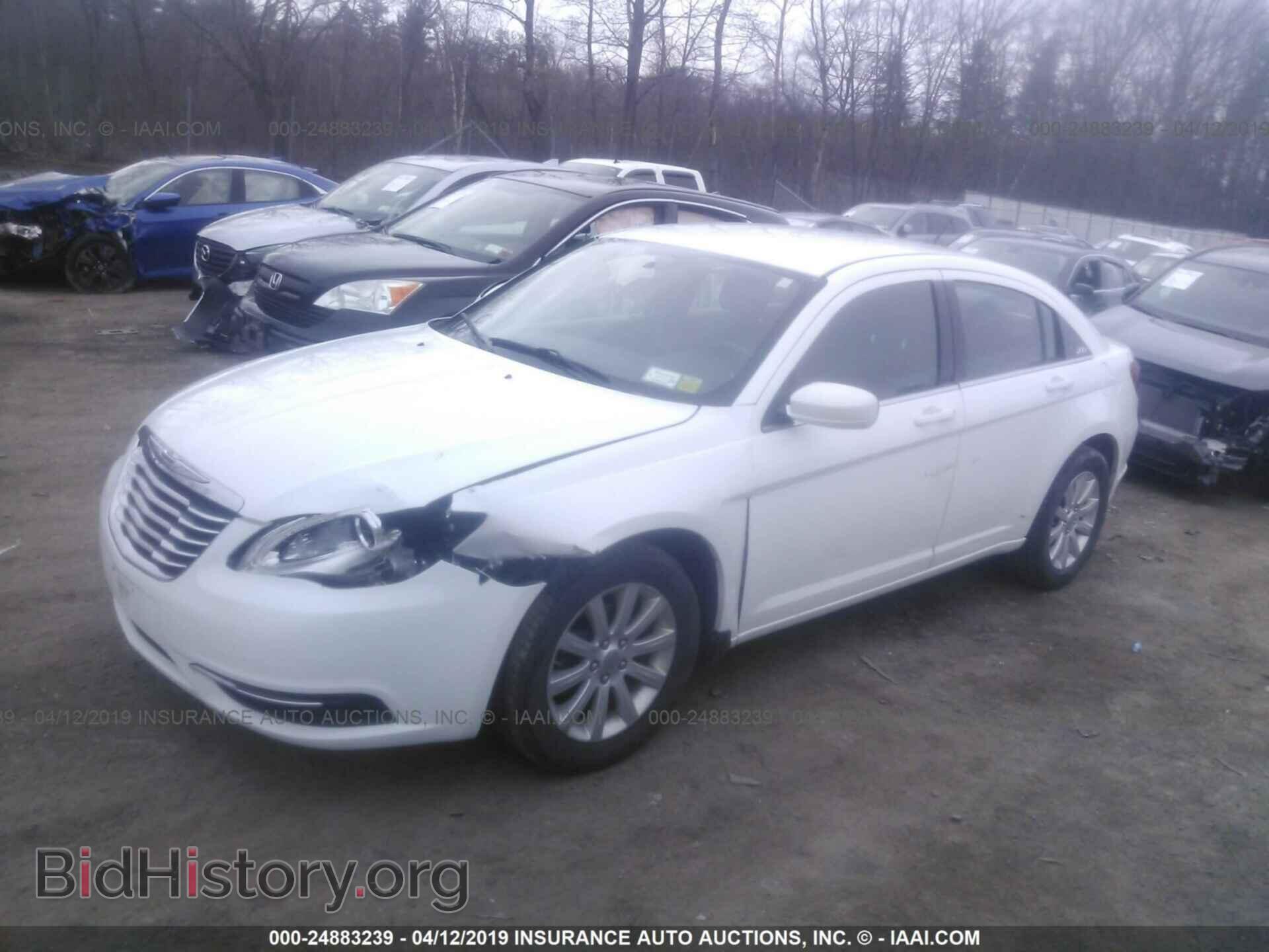 2012 CHRYSLER 200 - VIN: 1C3CCBBB8CN105668 - Фото 2