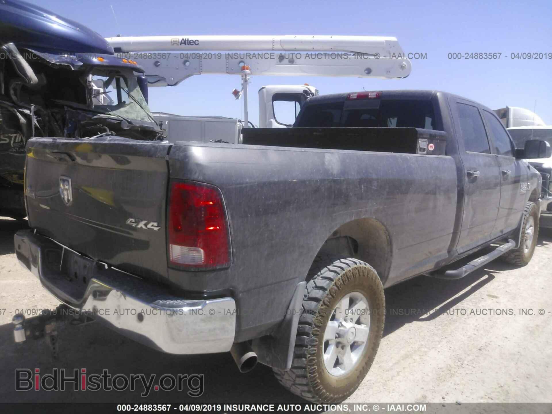2014 RAM 2500 - VIN: 3C6UR5JL5EG288282 - Photo 4