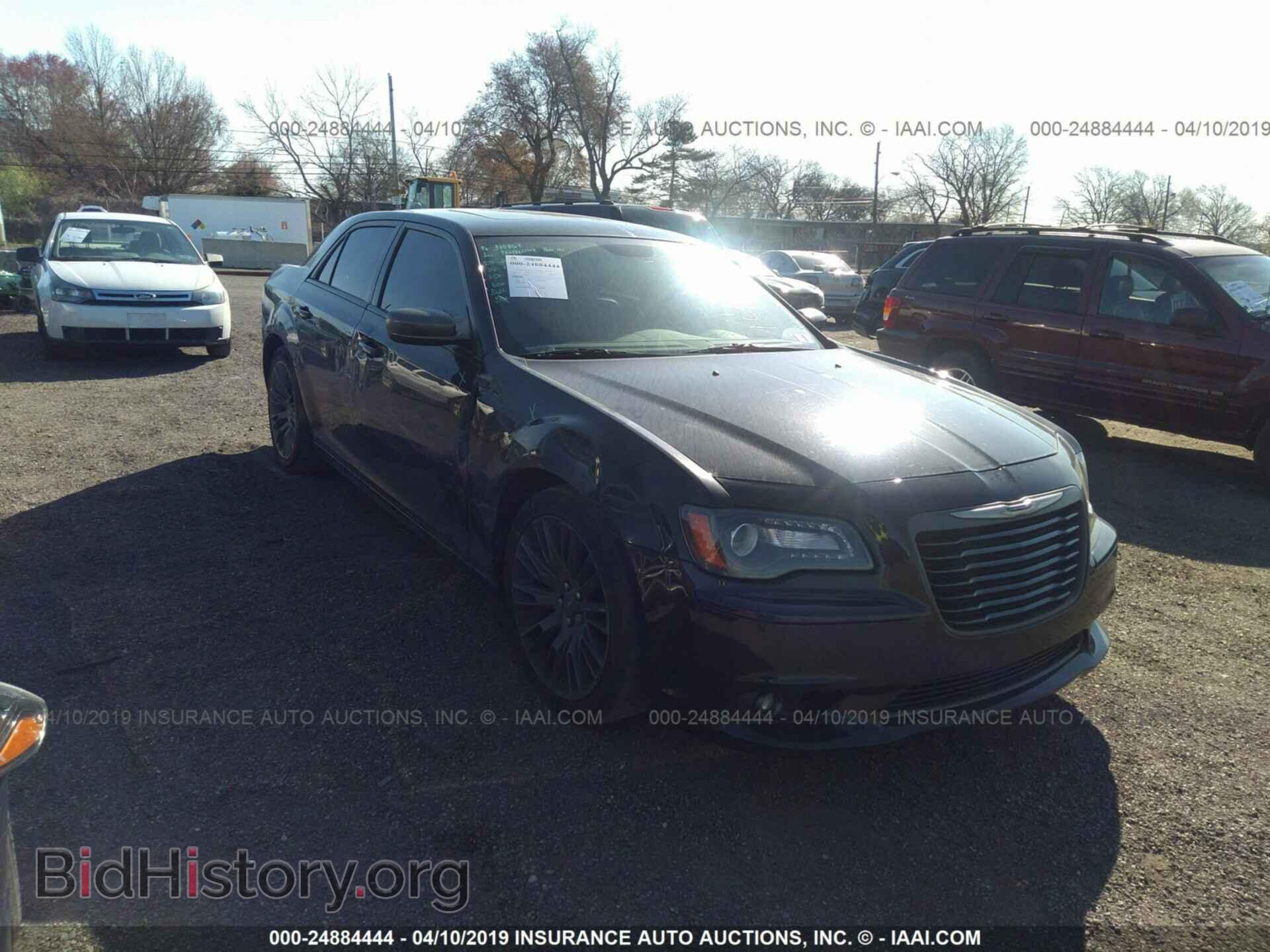 Фотография 2C3CCADG1DH741149 - CHRYSLER 300C 2013