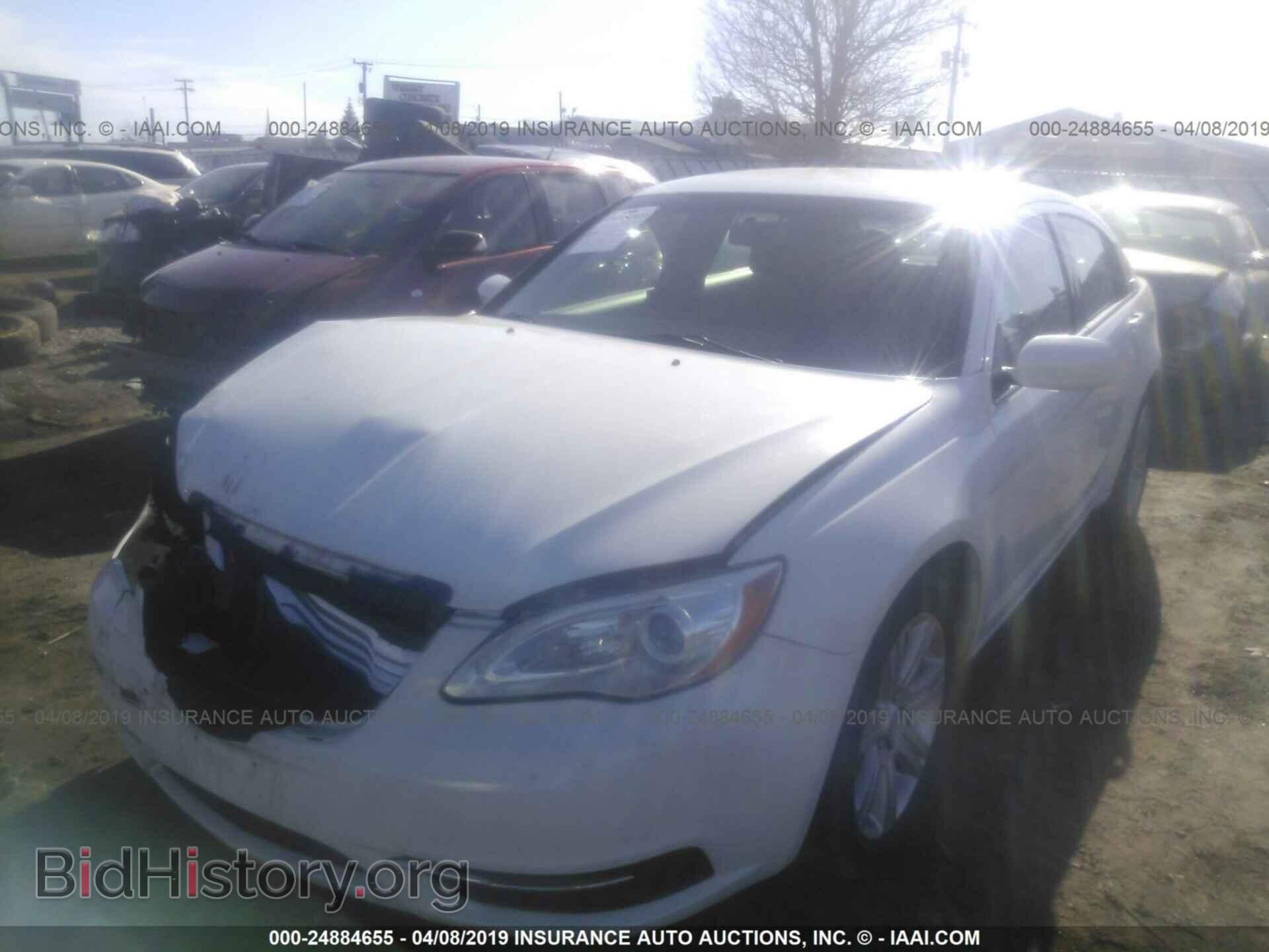 2013 CHRYSLER 200 - VIN: 1C3CCBBB2DN601230 - Фото 2