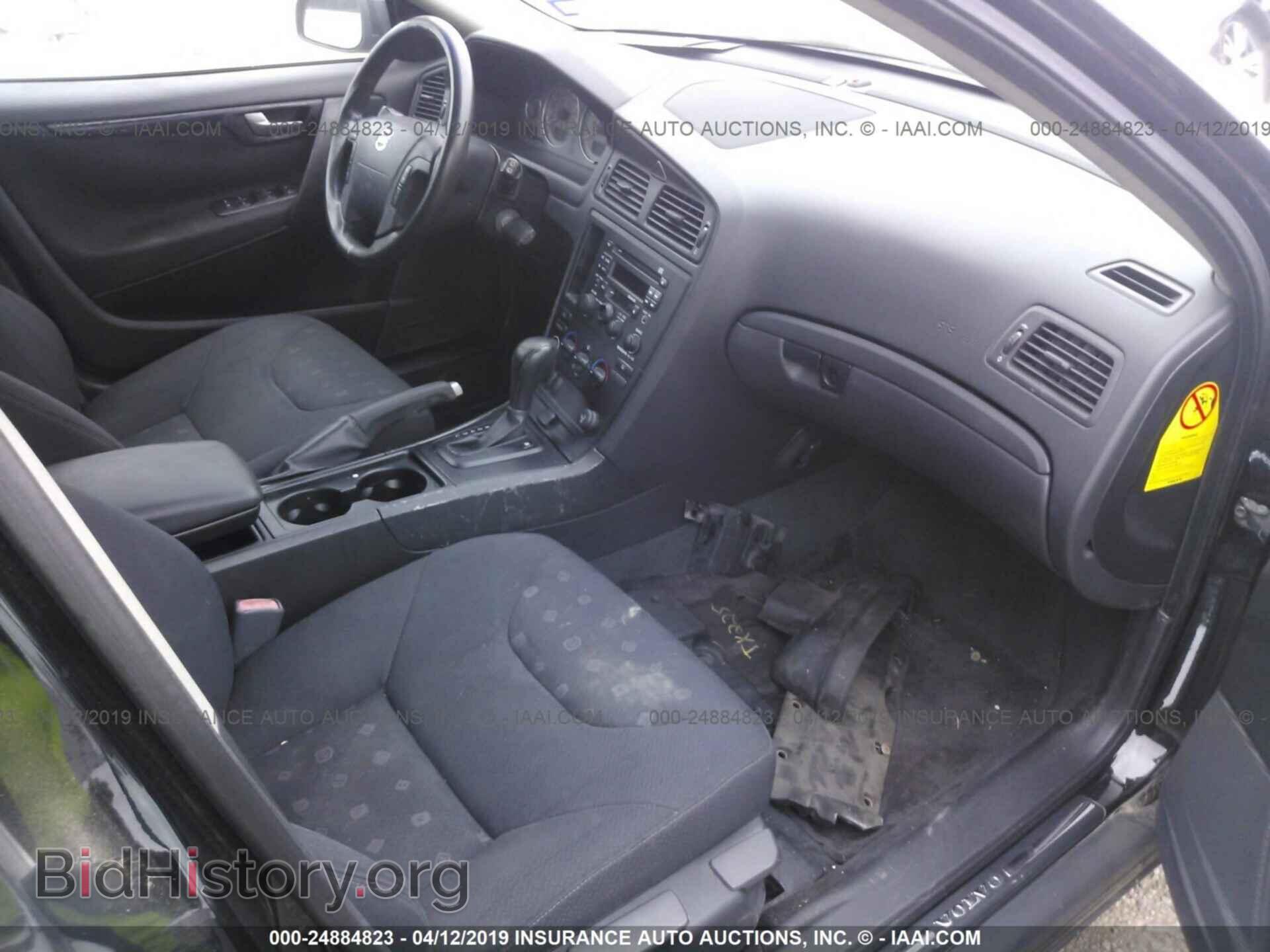 2004 VOLVO V70 - VIN: YV1SW61T242425291 - Фото 5