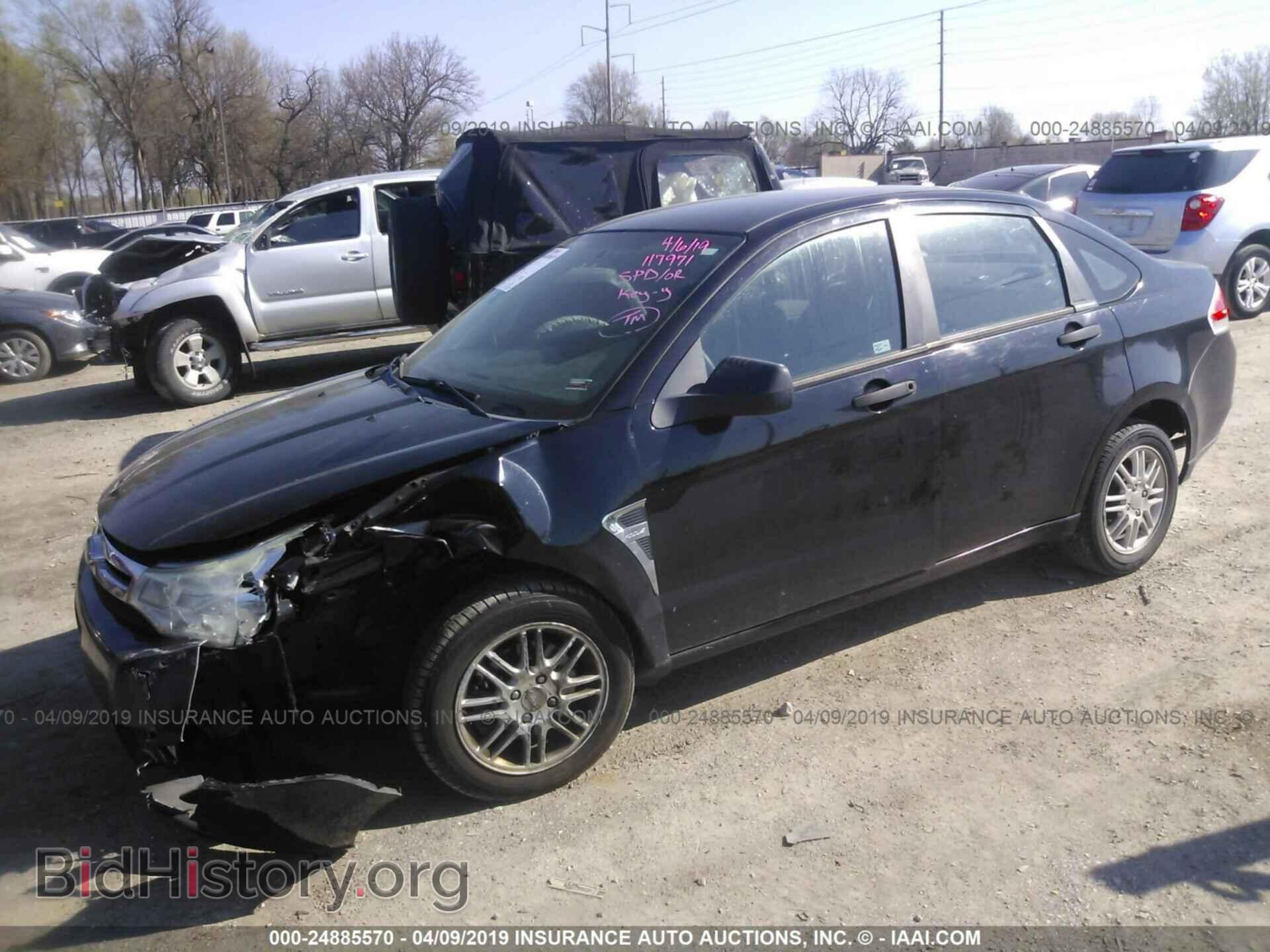 2008 FORD FOCUS - VIN: 1FAHP35N58W249171 - Фото 2