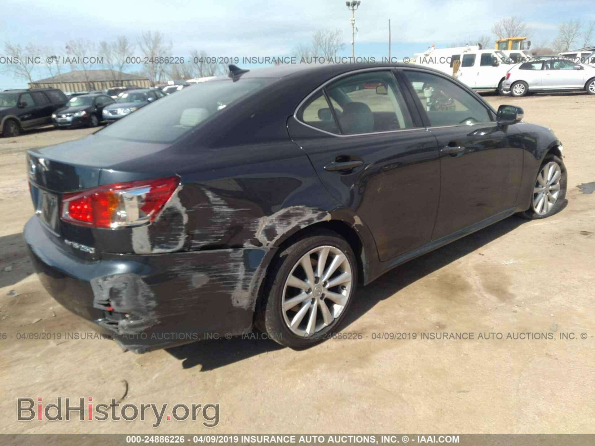 2009 LEXUS IS - VIN: JTHCK262X95032089 - Photo 4