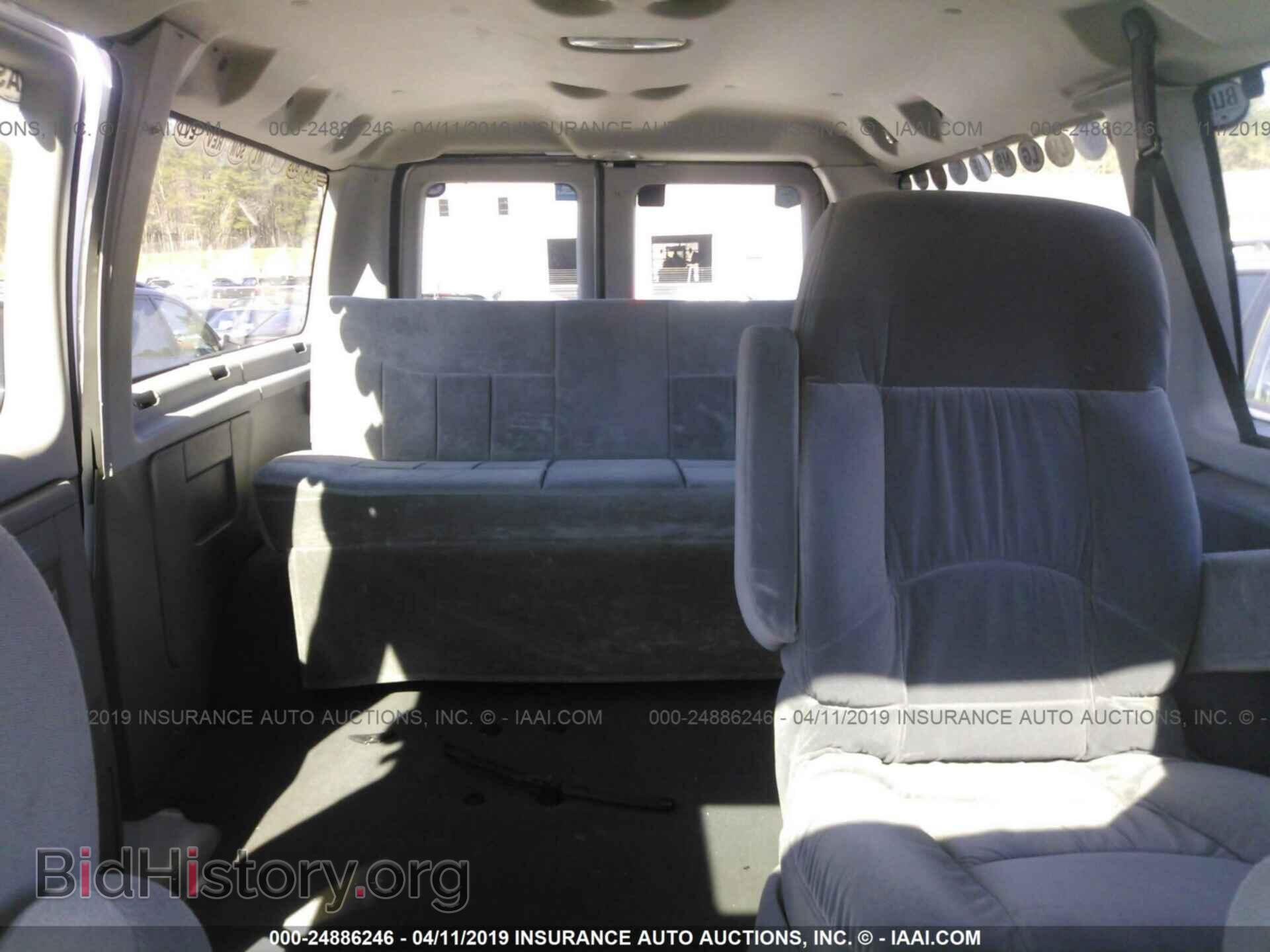 2010 FORD ECONOLINE - VIN: 1FBNE3BL7ADA52126 - Фото 8