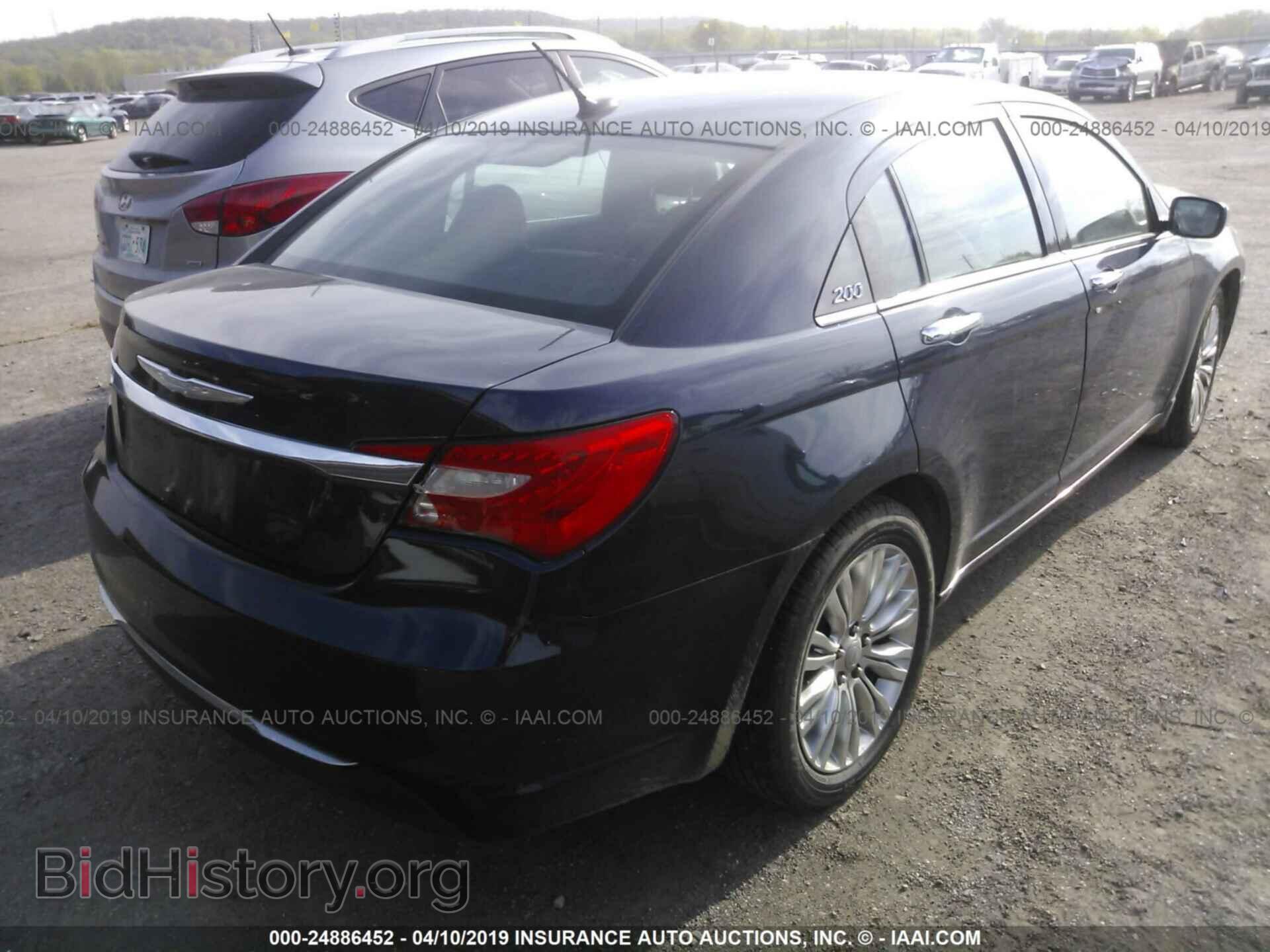 2013 CHRYSLER 200 - VIN: 1C3CCBCG1DN554458 - Photo 4