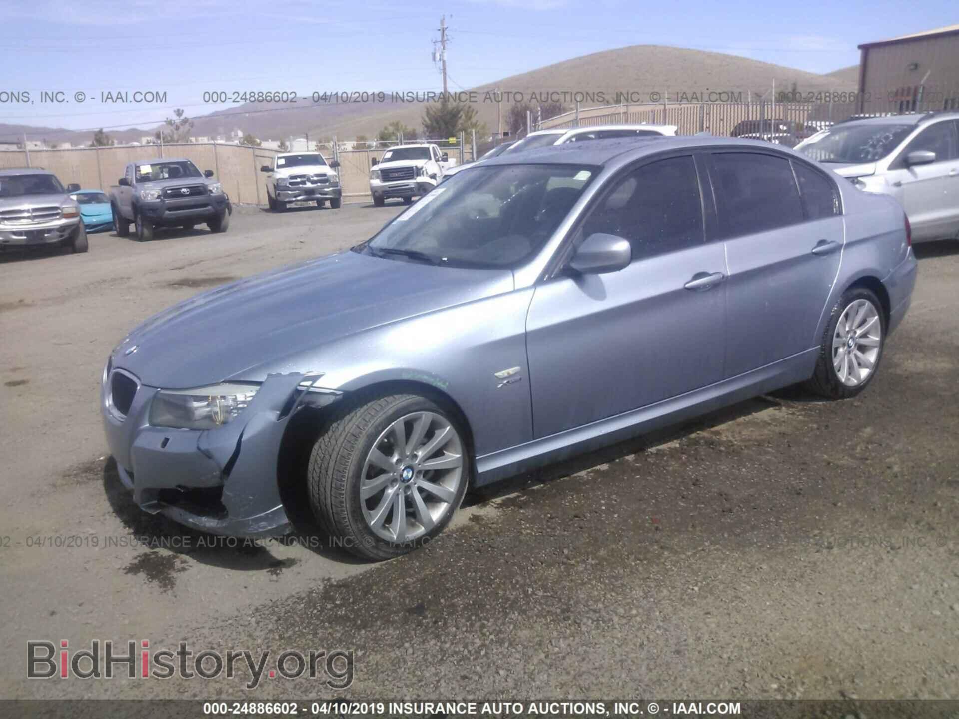 2011 BMW 328 - VIN: WBAPK7C57BA971712 - Фото 2