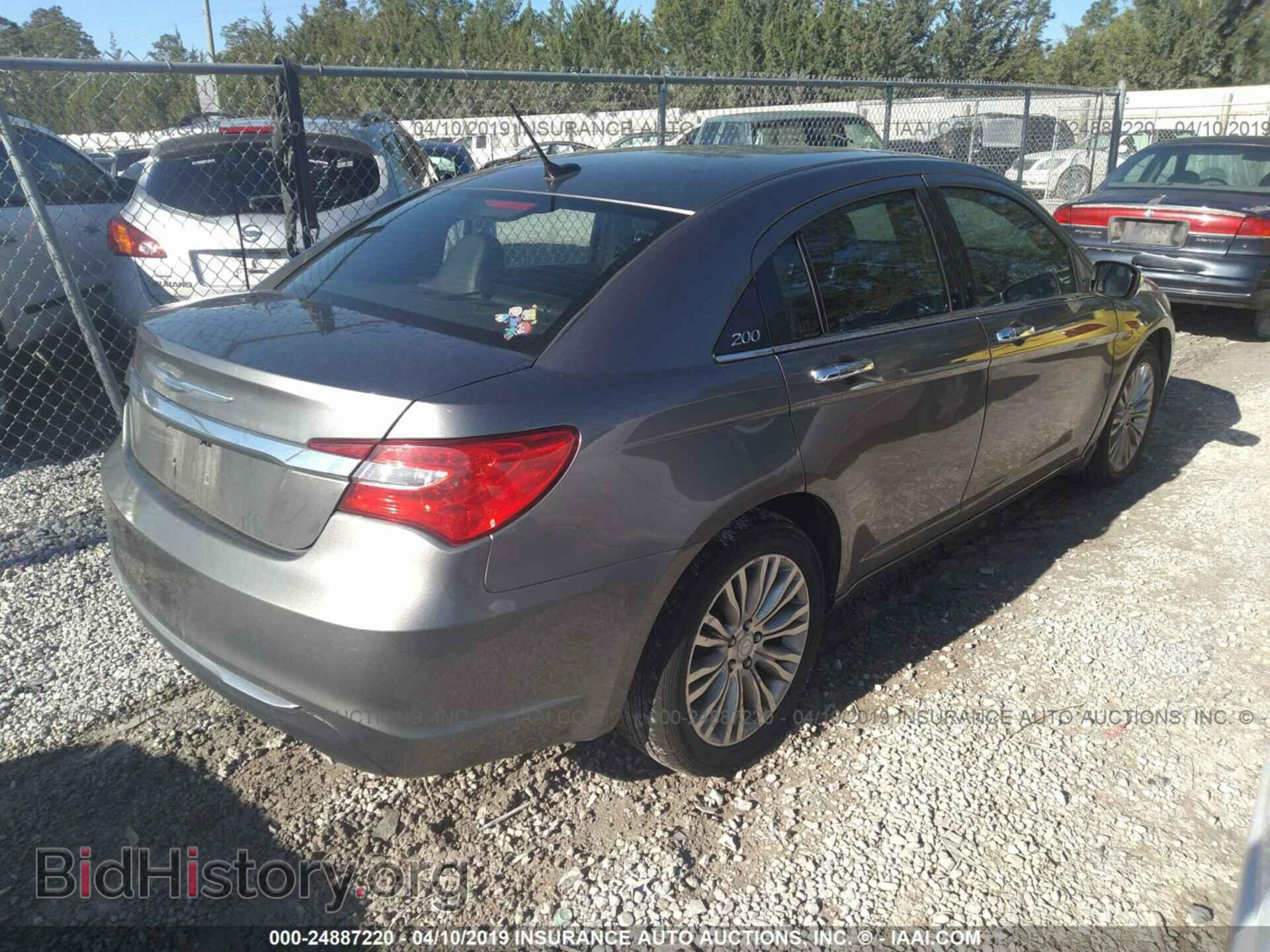 2012 CHRYSLER 200 - VIN: 1C3CCBCB2CN263678 - Photo 4