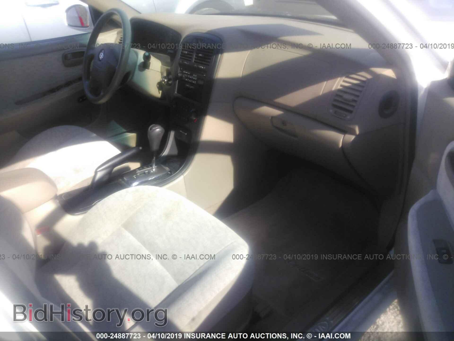2005 KIA OPTIMA - VIN: KNAGD126755396560 - Фото 5
