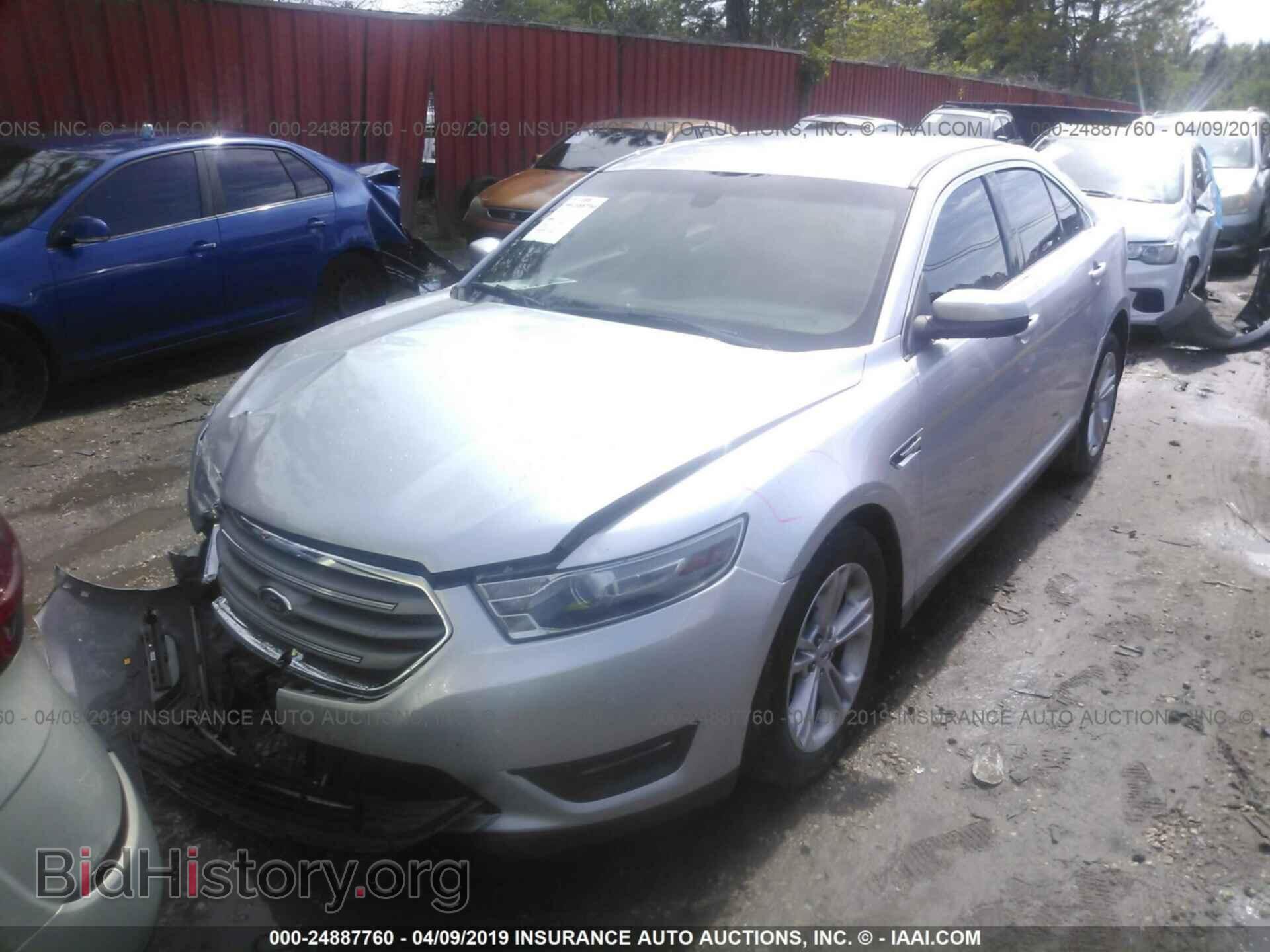 2013 FORD TAURUS - VIN: 1FAHP2H80DG235943 - Фото 2