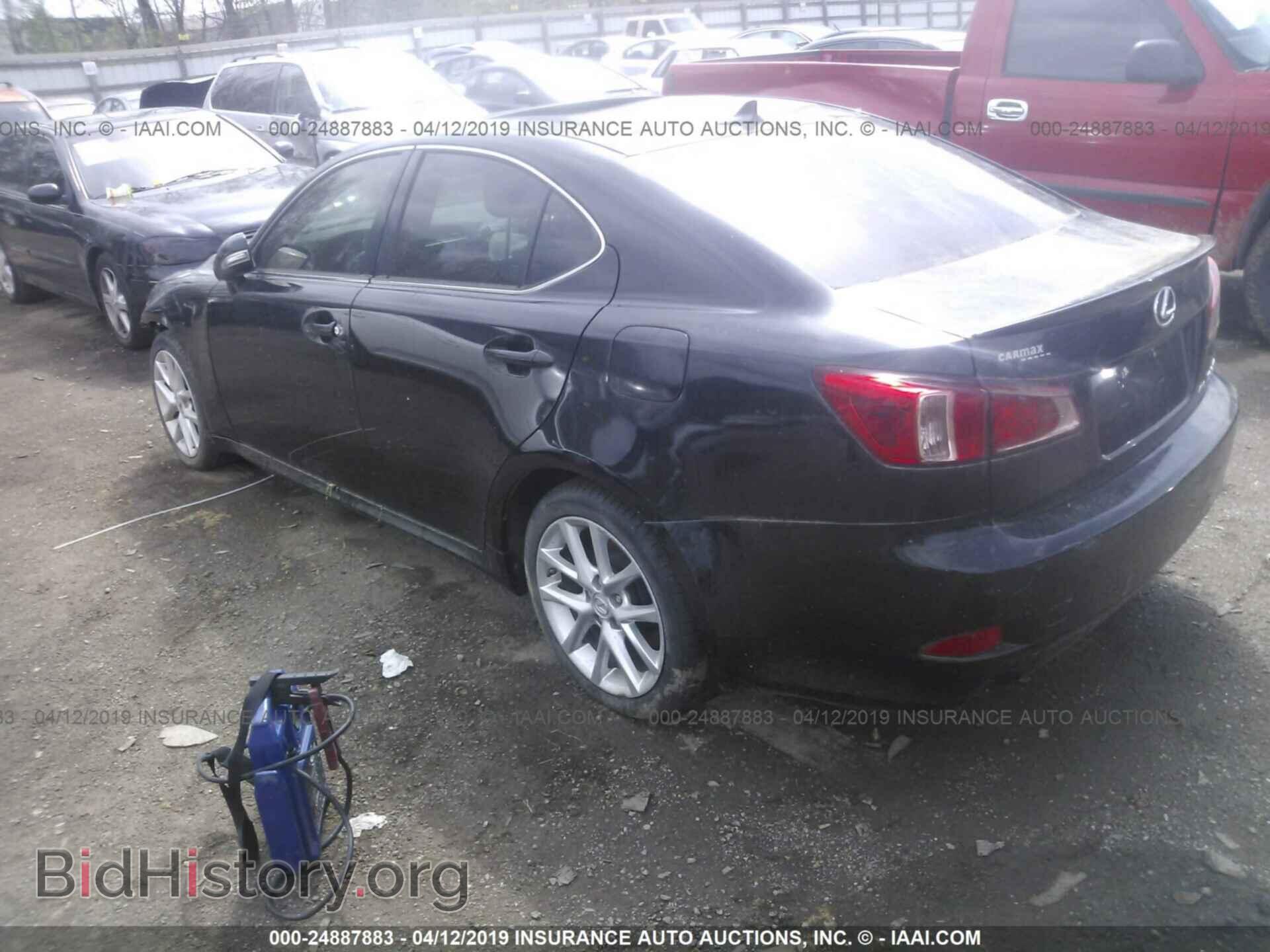 2011 LEXUS IS - VIN: JTHCE5C27B5001742 - Фото 3