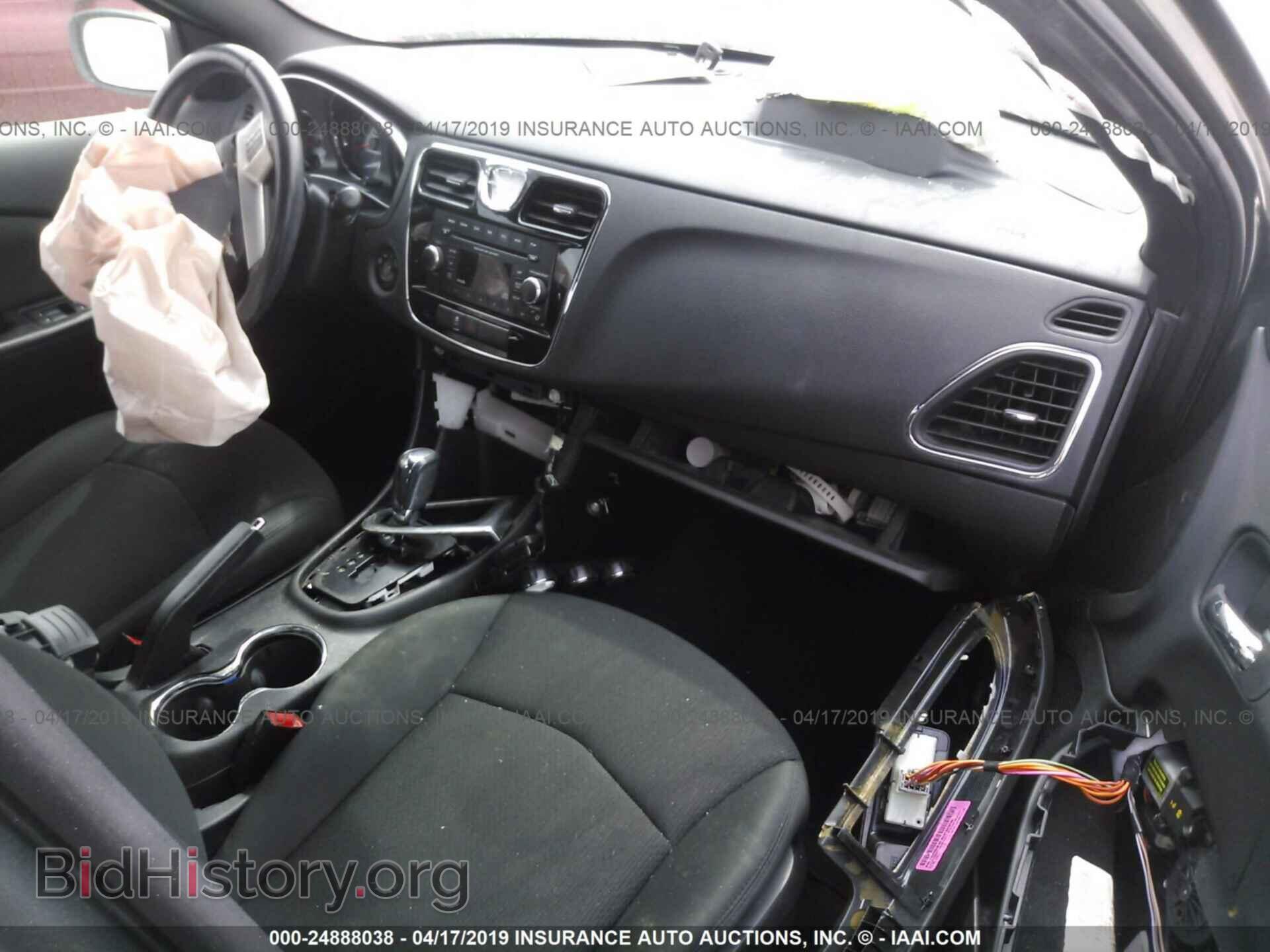 2012 CHRYSLER 200 - VIN: 1C3CCBBB2CN134762 - Фото 5