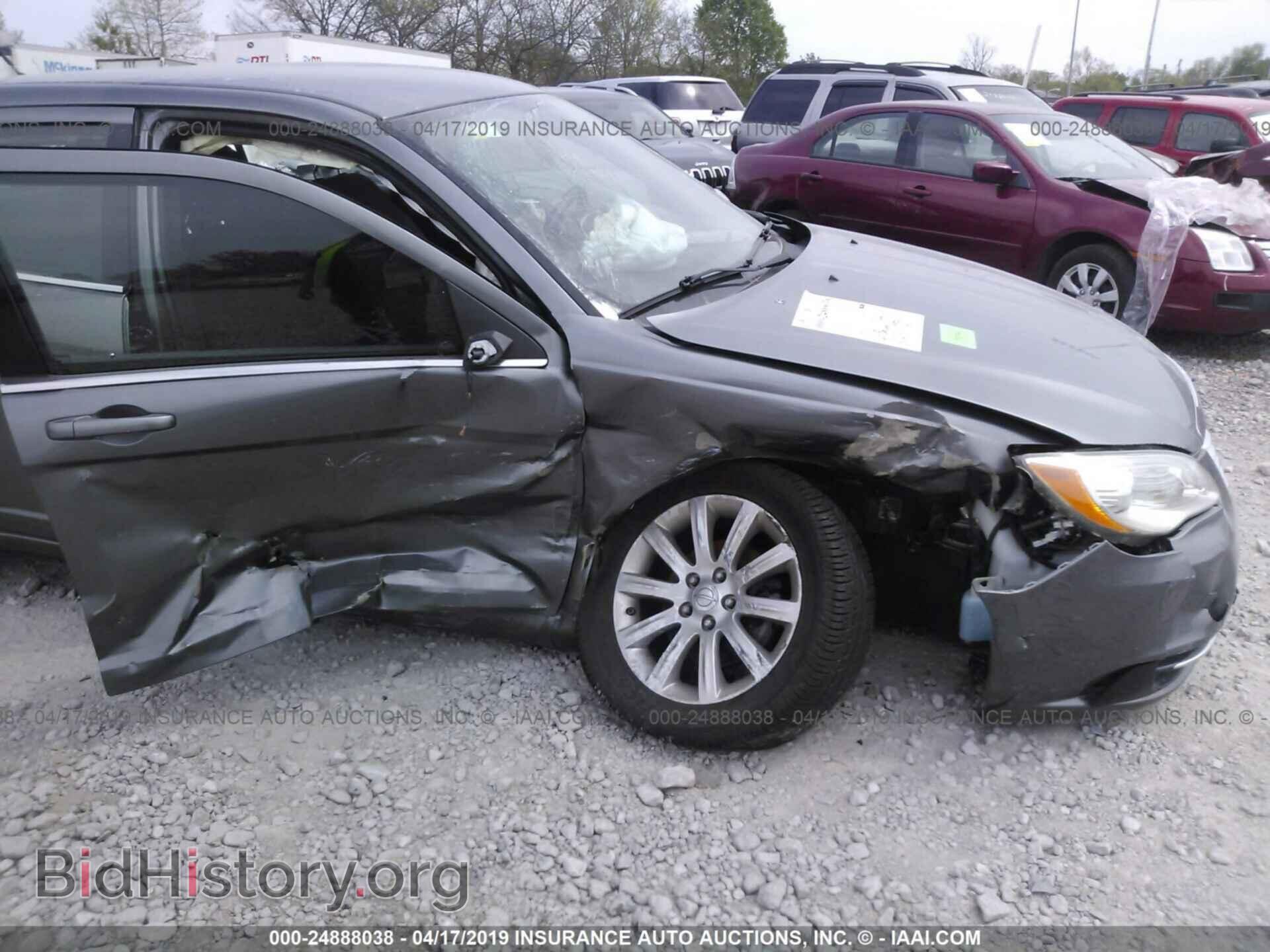 2012 CHRYSLER 200 - VIN: 1C3CCBBB2CN134762 - Фото 6