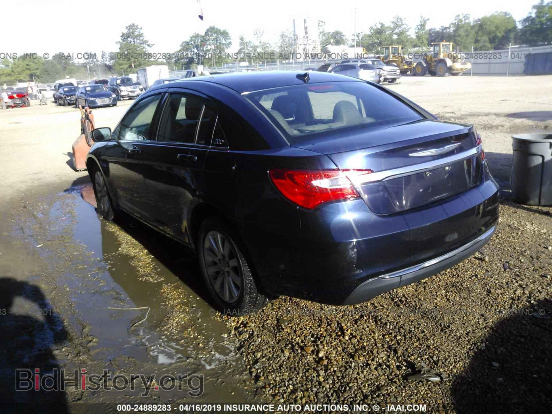 2012 CHRYSLER 200 - VIN: 1C3CCBBB8CN135592 - Фото 3