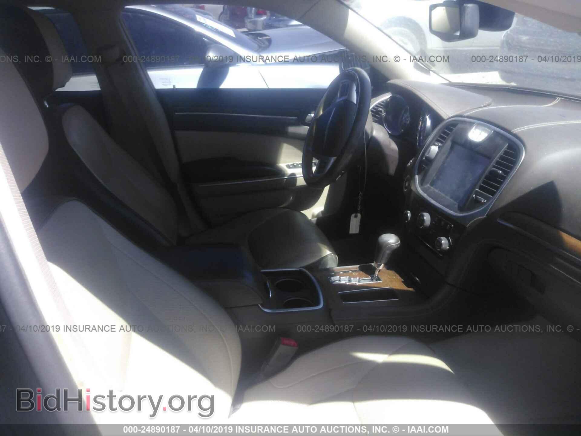 2012 CHRYSLER 300C - VIN: 2C3CCAPT7CH236207 - Фото 5