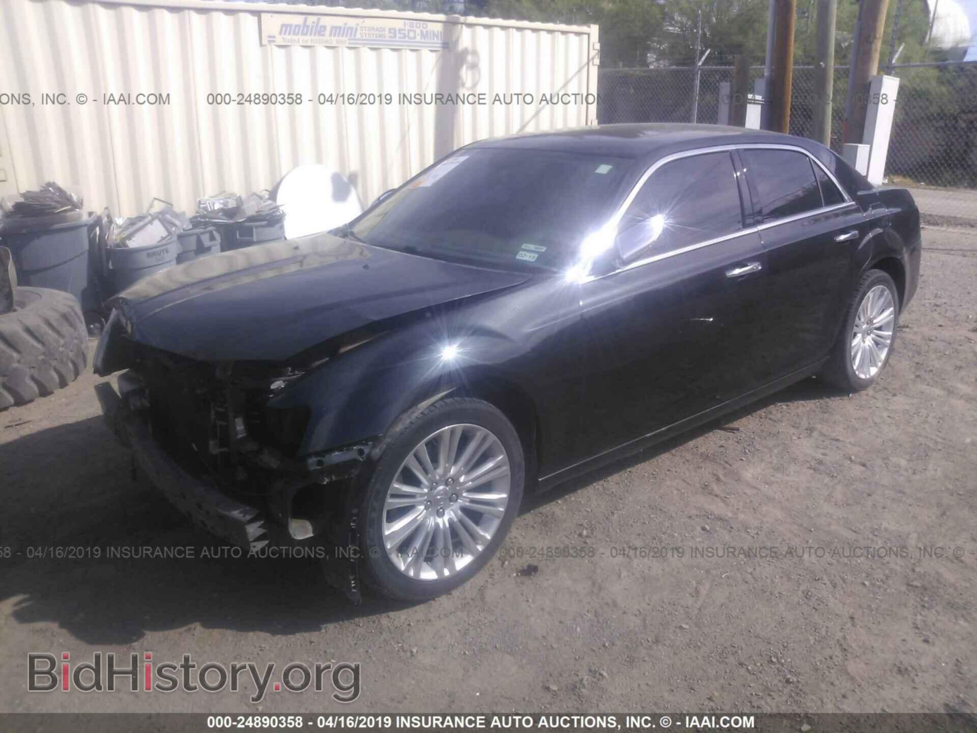 2011 CHRYSLER 300C - VIN: 2C3CA6CT5BH514710 - Фото 2