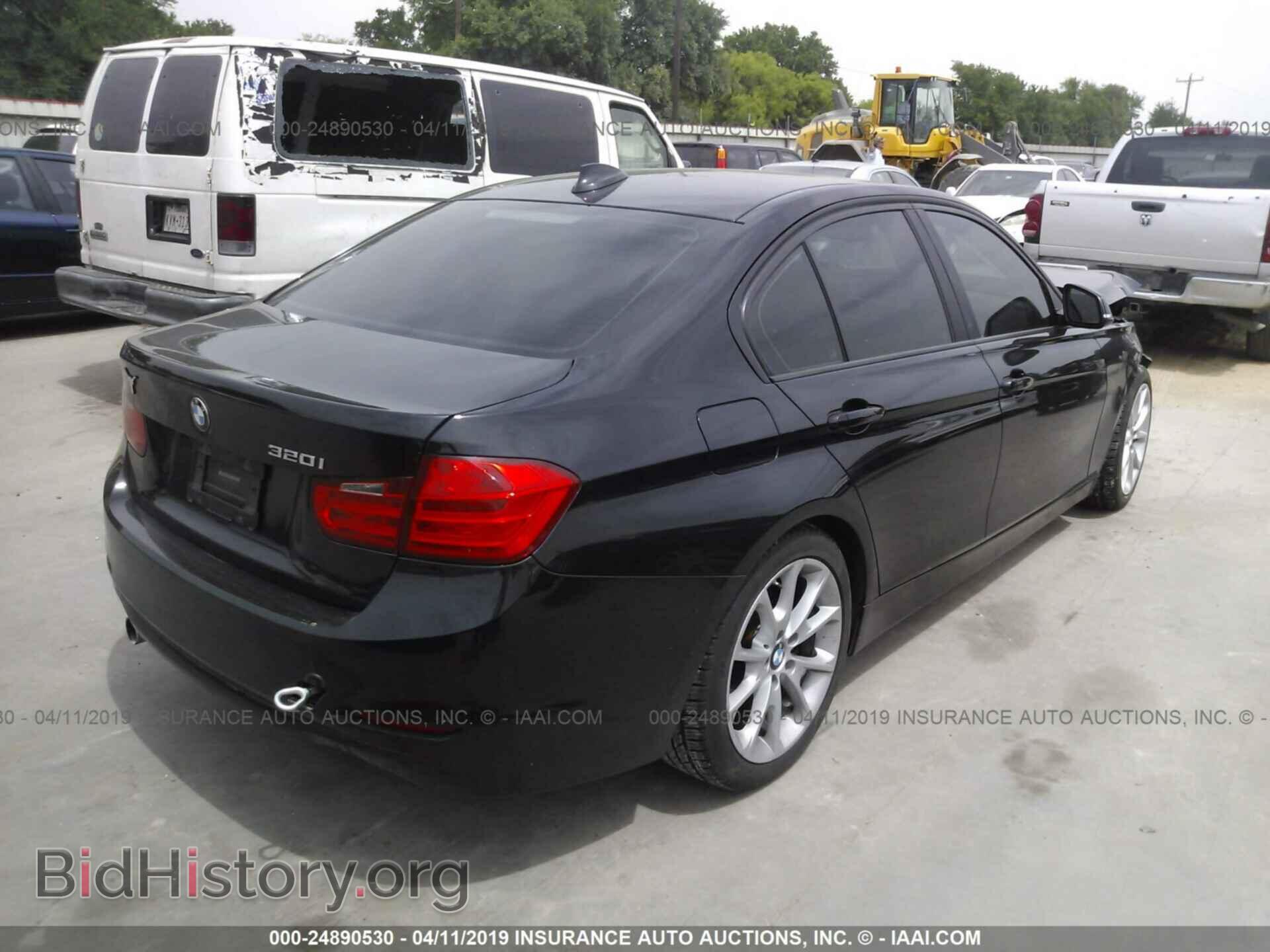 2014 BMW 320 - VIN: WBA3B1G55ENS78138 - Photo 4