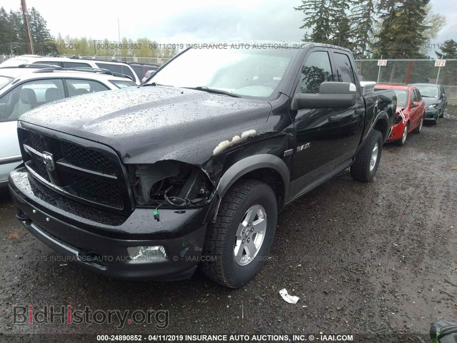 2010 DODGE RAM 1500 - VIN: 1D7RV1GT9AS149985 - Фото 2