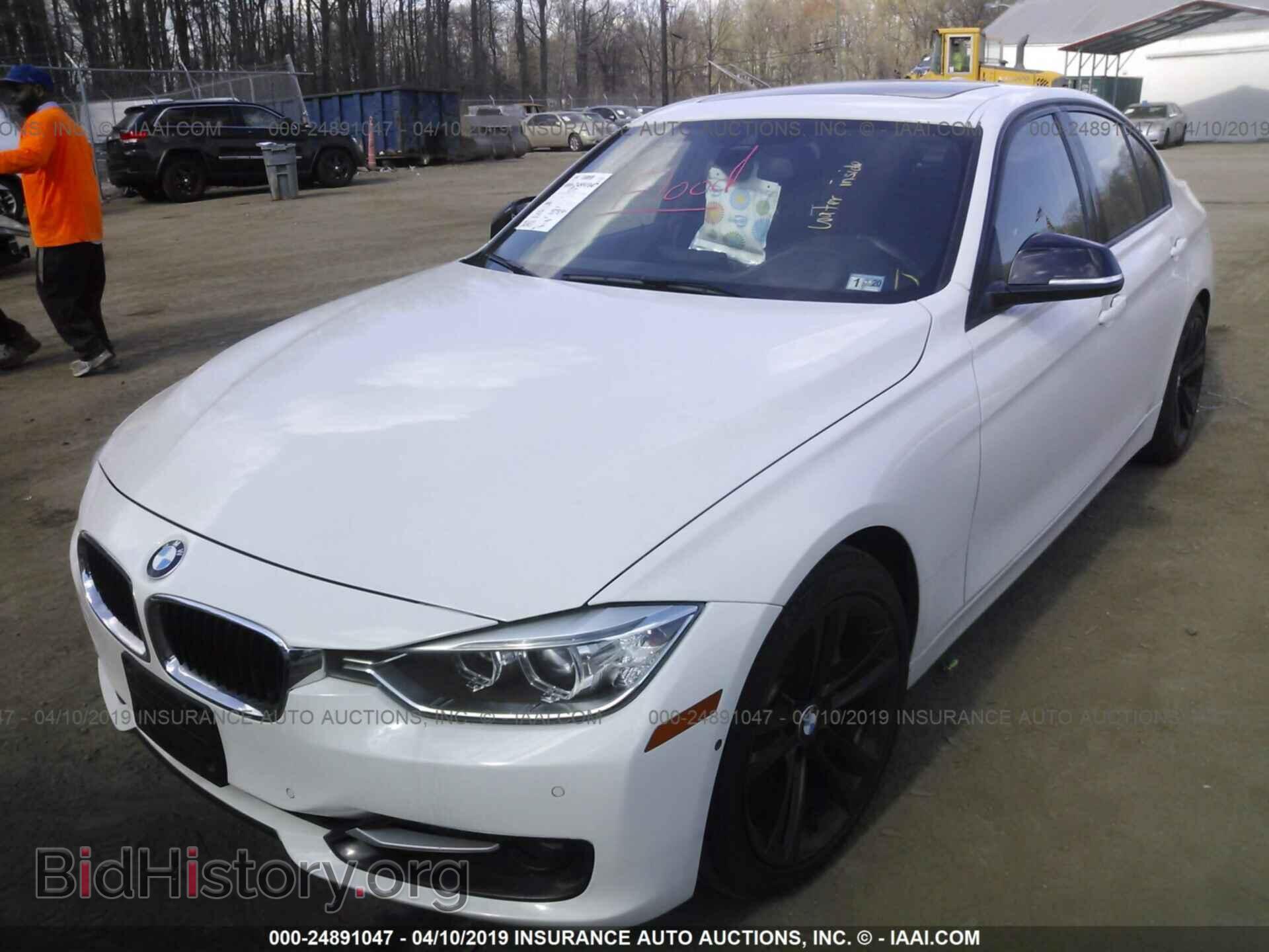 2014 BMW 335 - VIN: WBA3A9C57EF479556 - Фото 2