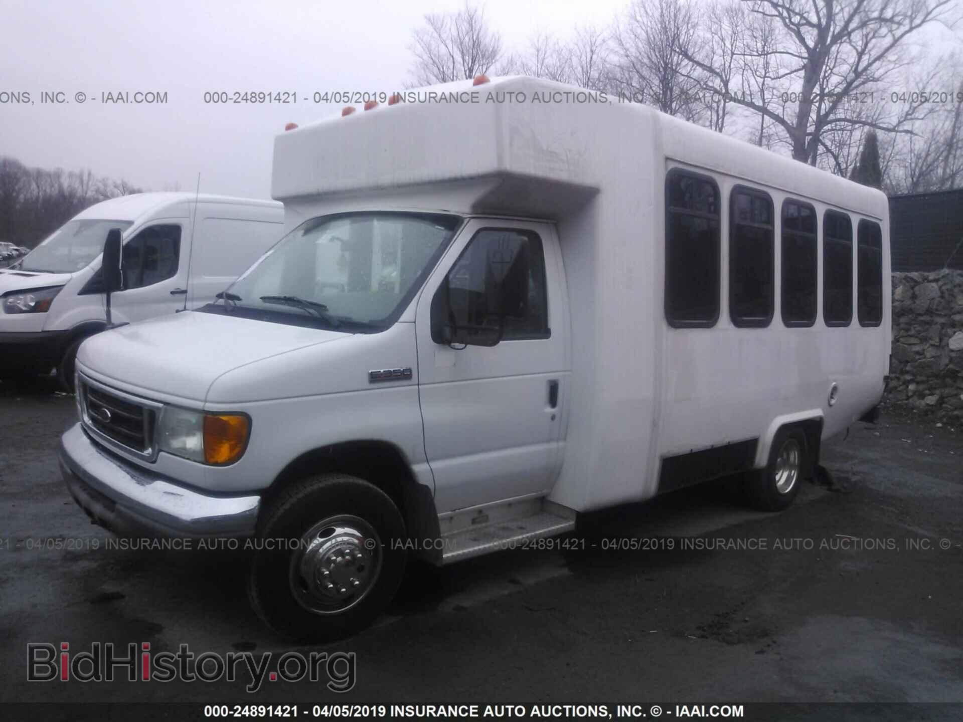 2007 FORD ECONOLINE - VIN: 1FDWE35SX7DB10527 - Фото 2