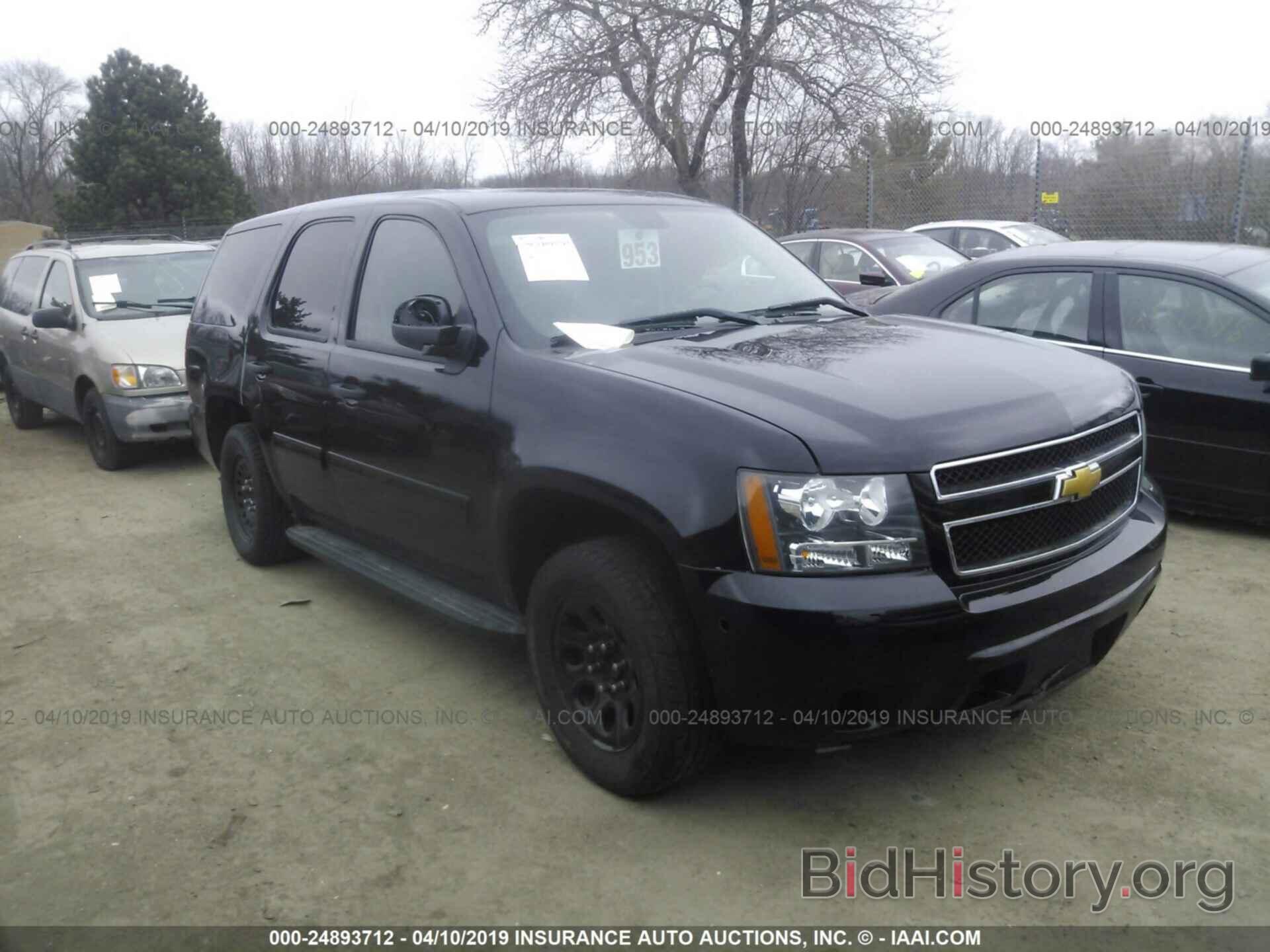 Photo 1GNLC2E0XDR230890 - CHEVROLET TAHOE 2013