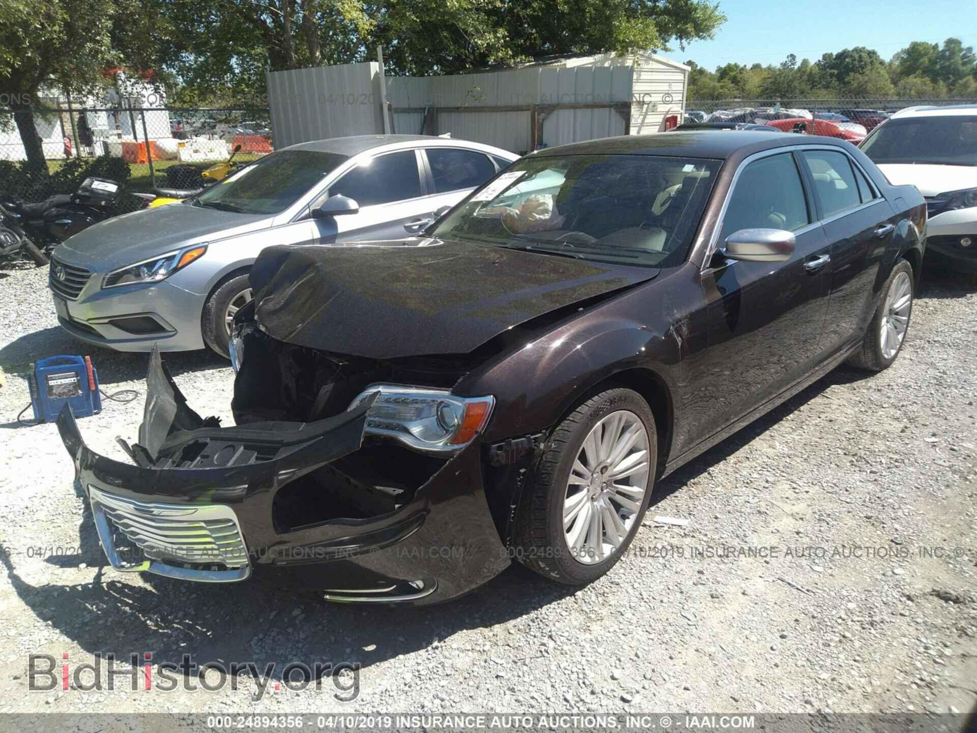 2012 CHRYSLER 300C - VIN: 2C3CCAPT0CH311619 - Фото 2