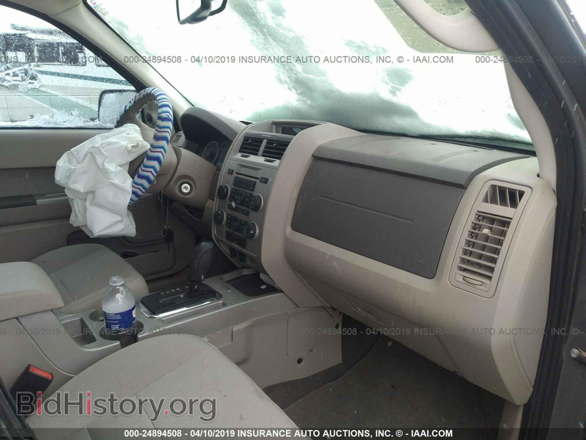 2011 FORD ESCAPE - VIN: 1FMCU0D72BKB73174 - Фото 5